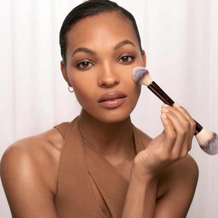 Hourglass Veil™ Translucent Setting Powder - Talc-Free, Vegan & Cruelty-Free Finishing Powder for Flawless Makeup | Perfect for Photo Shoots & Everyday Wear