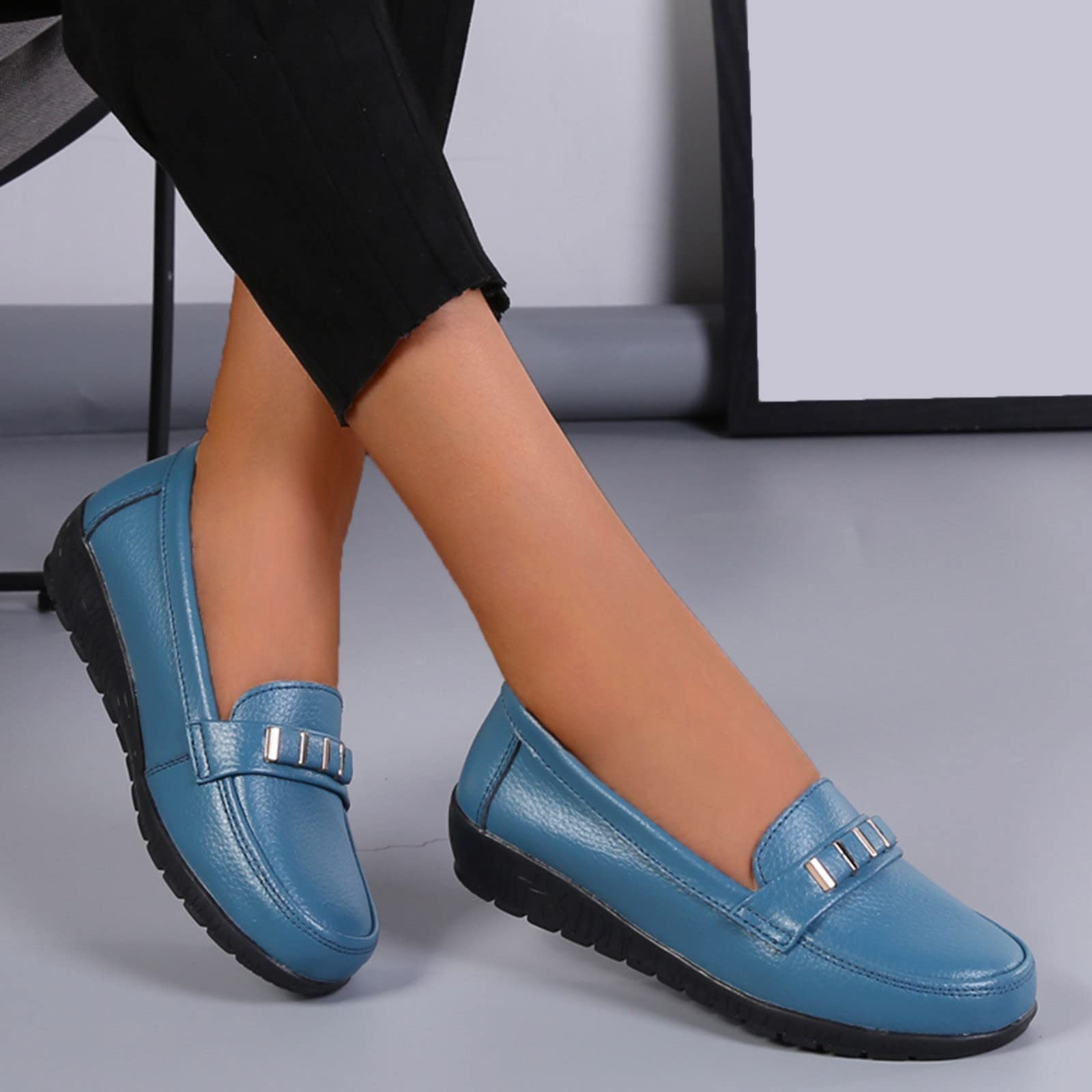 Women's Comfortable Walking Shoes with Orthotic Insole & Arch Support - Fashion Sneakers & Loafers for Everyday Wear, Travel & Work