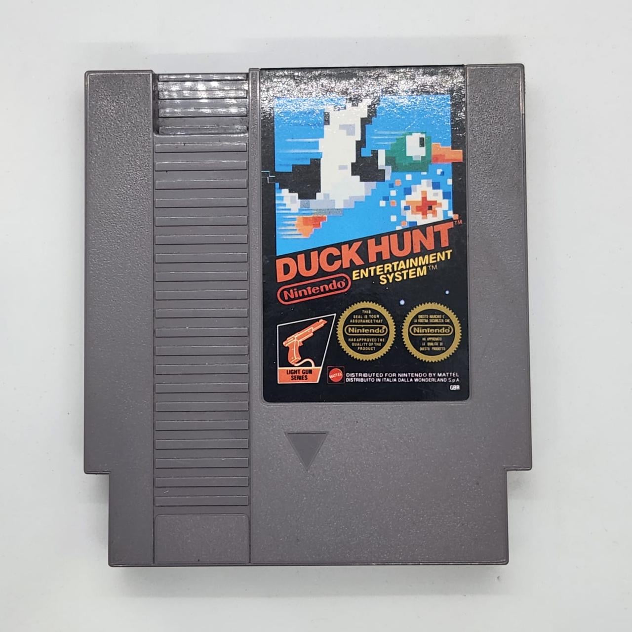 Original Duck Hunt NES Game for Nintendo Entertainment System - Classic Retro Gaming Experience - Fun for Parties & Family Game Nights