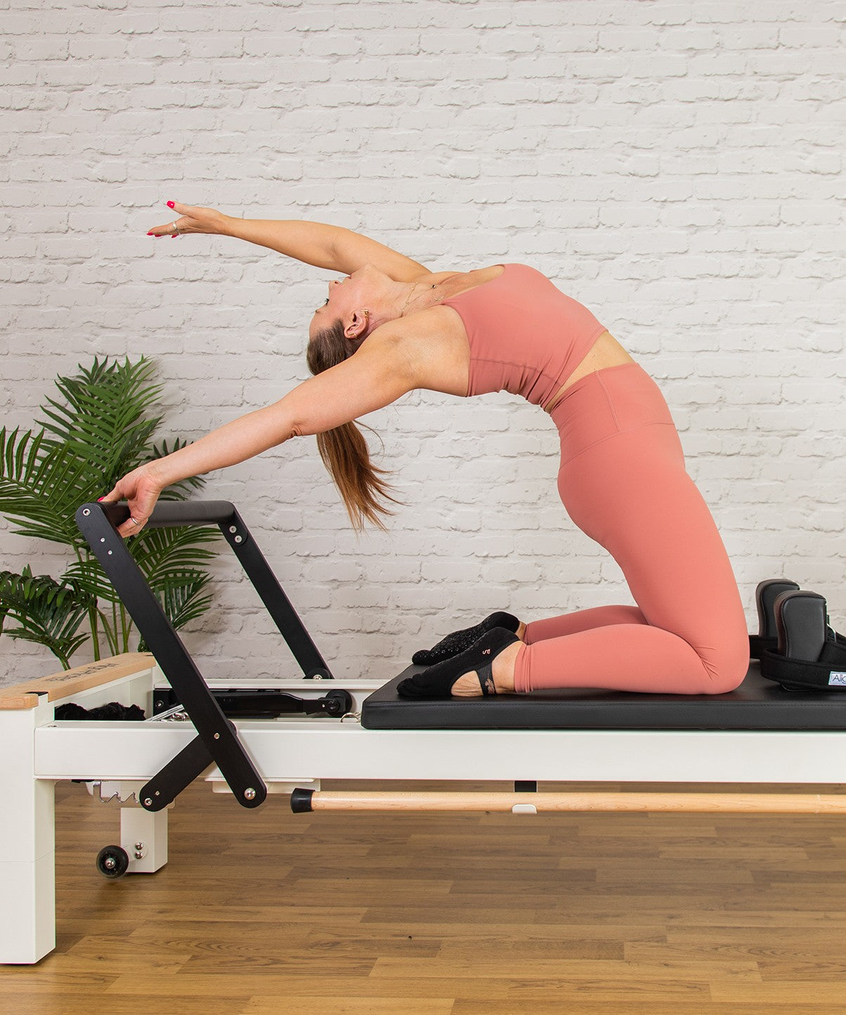 Premium C8S Reformer Pilates Machine - White | Professional Home & Studio Workout Equipment for Strength, Flexibility & Rehabilitation