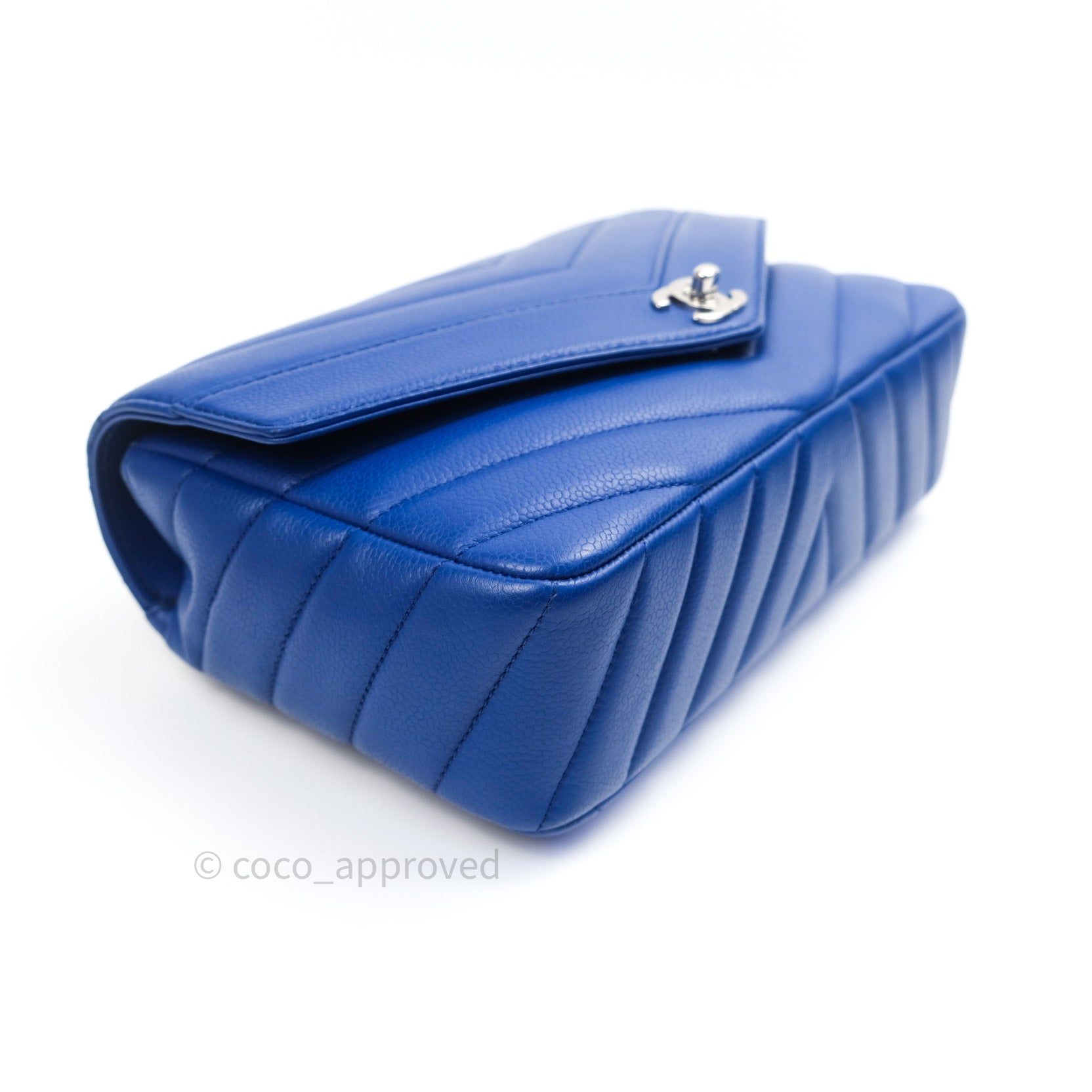 Chanel Chevron Quilted Medium Flap Bag in Blue Grained Calfskin Leather with Silver Hardware - Perfect for Evening Events & Luxury Fashion Accessories