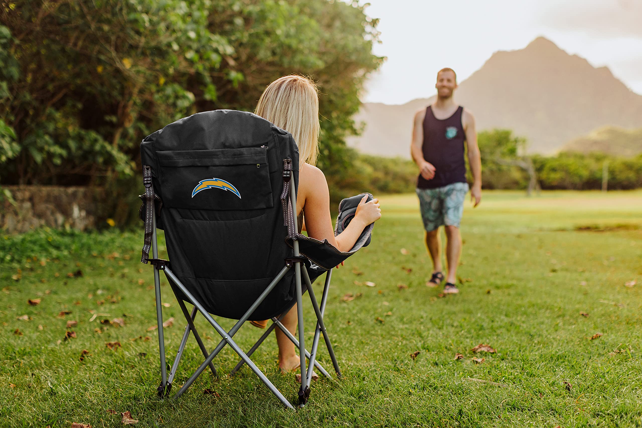 PICNIC TIME NFL Reclining Camping & Beach Chair for Adults - Portable Sports Chair with Carry Bag - Perfect for Tailgating, Outdoor Events & Relaxing by the Shore