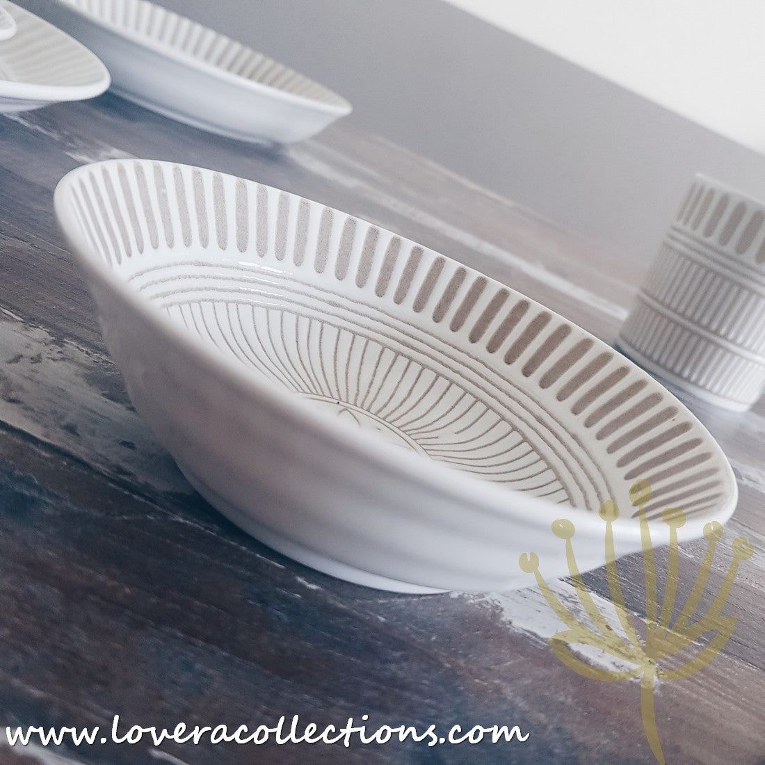Bloom Japan Sausalito Dinnerware Set - Premium Porcelain Plates, Bowls & Cups - Elegant Japanese Style Tableware for Dining, Entertaining & Home Decor (50% Off Sale)