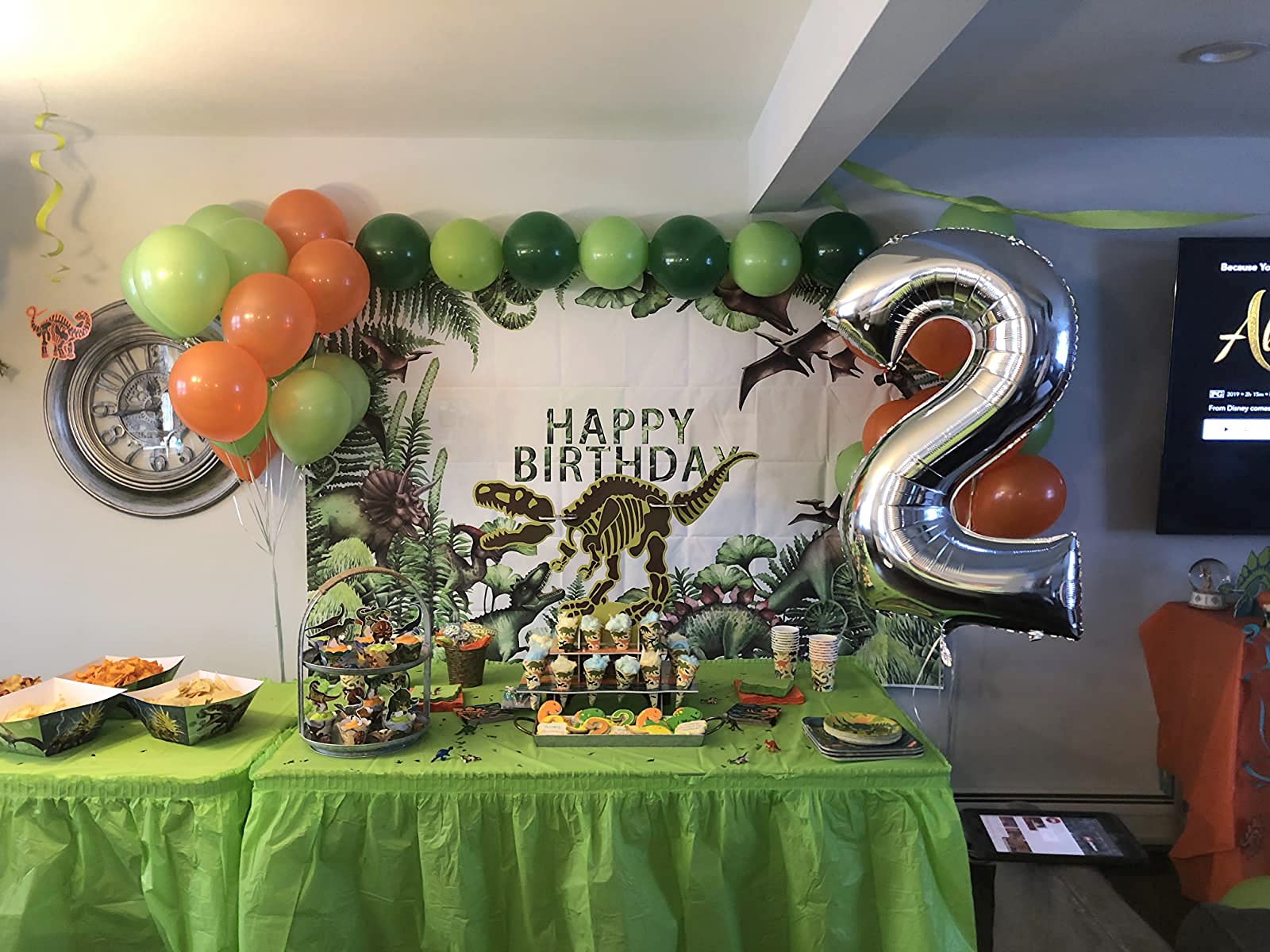 48pcs Dinosaur Cupcake Toppers and Wrappers - Jurassic Park Theme Party Decorations for Birthday, Baby Shower & Kids Events - Perfect for Dinosaur Lovers and Themed Celebrations
