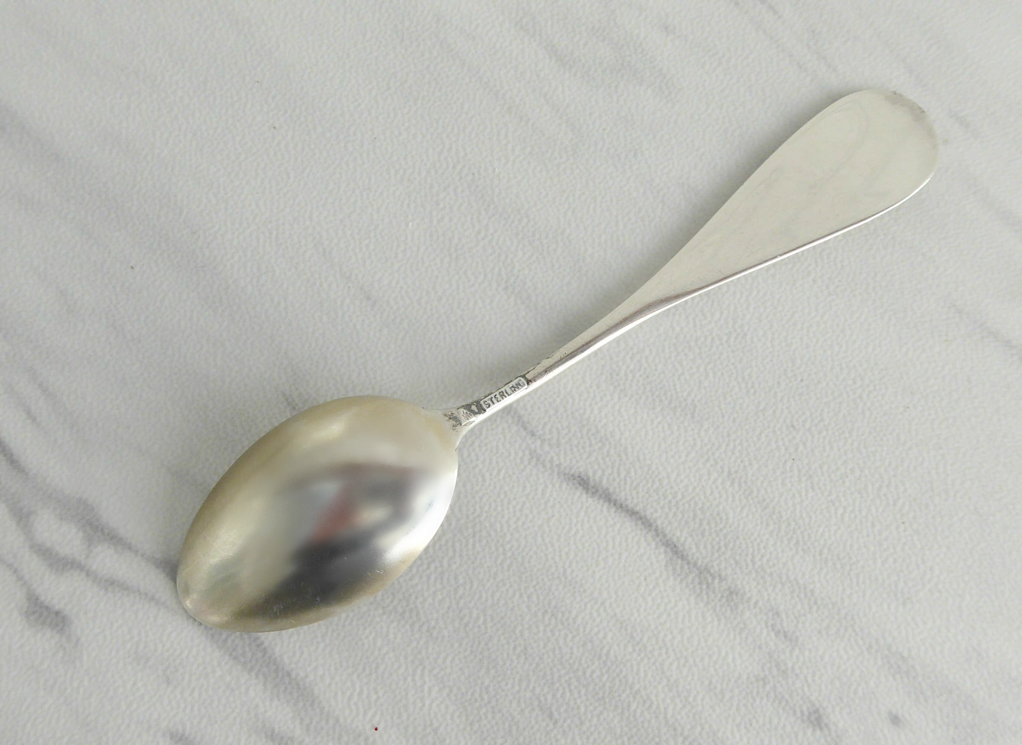 Vintage 1930s Sterling Silver Souvenir Spoon - Engraved Chief Seattle WA Design | Collectible Antique Silverware for Display & Gifting