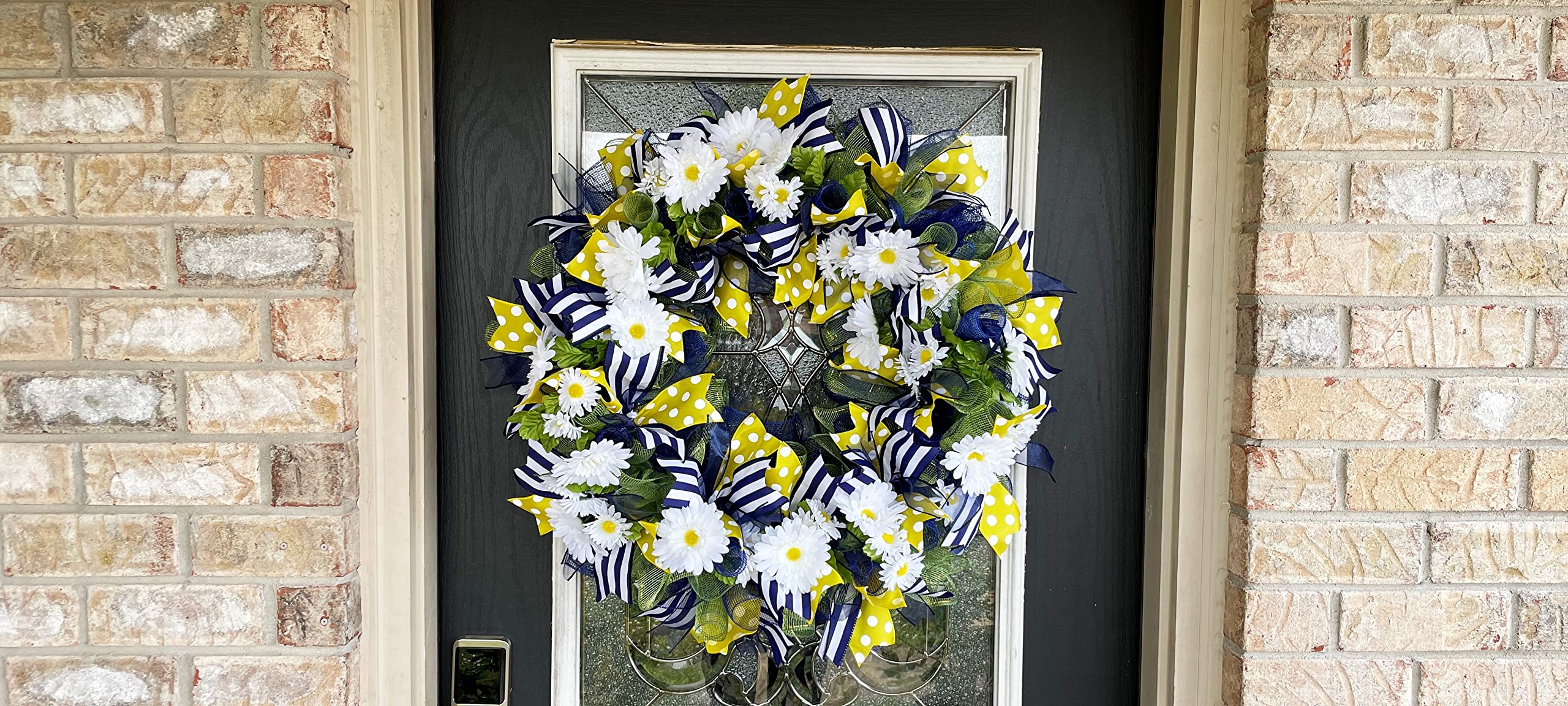 Daisy Navy Blue Yellow Polka Dot Wreath - Floral Decor for Front Door, Farmhouse, Wedding & French Country Style - Perfect for Fall, Spring and Summer Seasons - Home Decor, Wall Hanging, Gift Idea