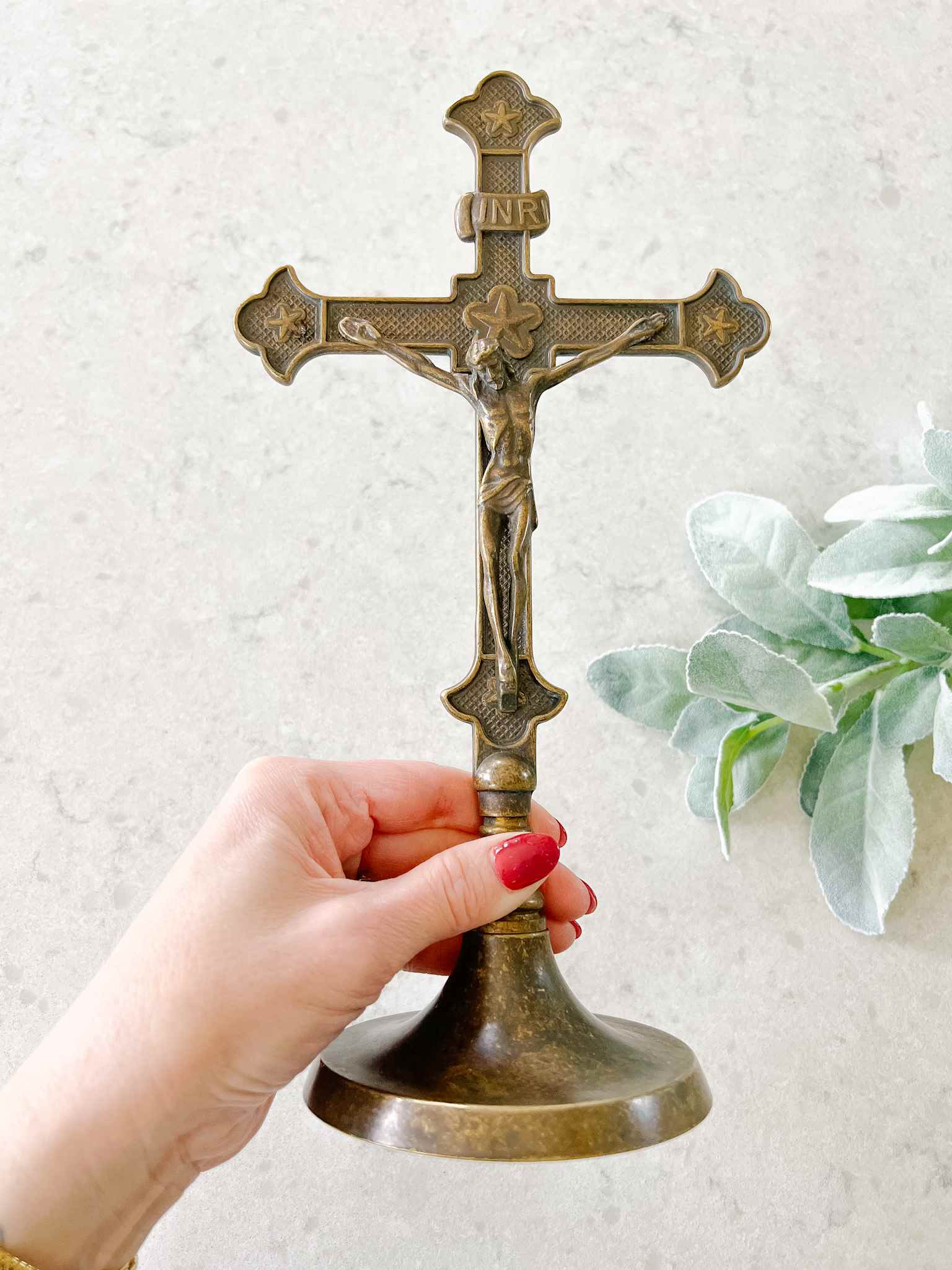 Antiqued Brass Standing Crucifix - Religious Home Decor for Wall or Tabletop - Perfect for Church, Prayer Room, and Meditation Spaces