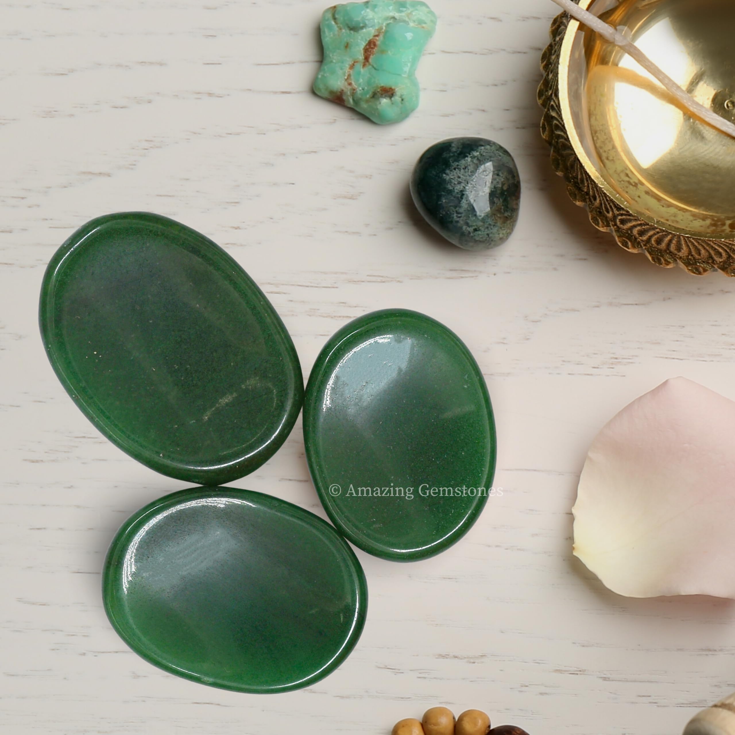 Green Jade Aventurine Worry Stone - Natural Healing Crystal for Stress Relief & Meditation - Anxiety Relief Gift for Women & Men - Perfect for Office Desk, Yoga Practice & Mindfulness Sessions