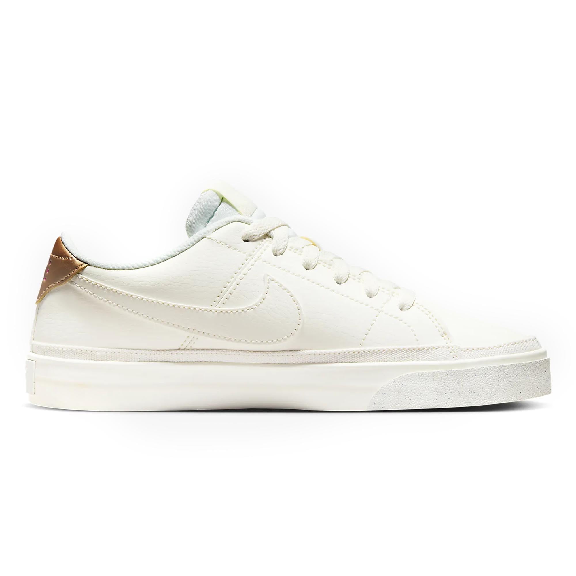 Nike Women's Running Shoes - Lightweight Low-Top Athletic Sneakers for Jogging, Gym Workouts & Casual Wear