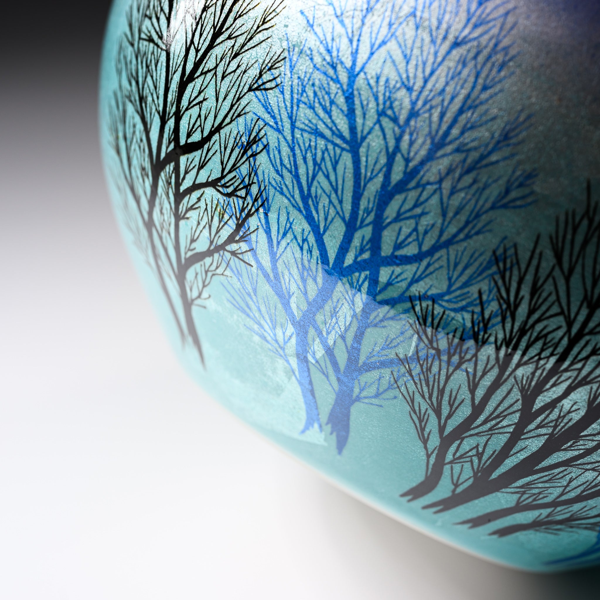 Kutani Ware Vase with Wooden Box - Winter Morning Design | Japanese Ceramic Flower Vase for Home Decor, Wedding Gift & Table Centerpiece