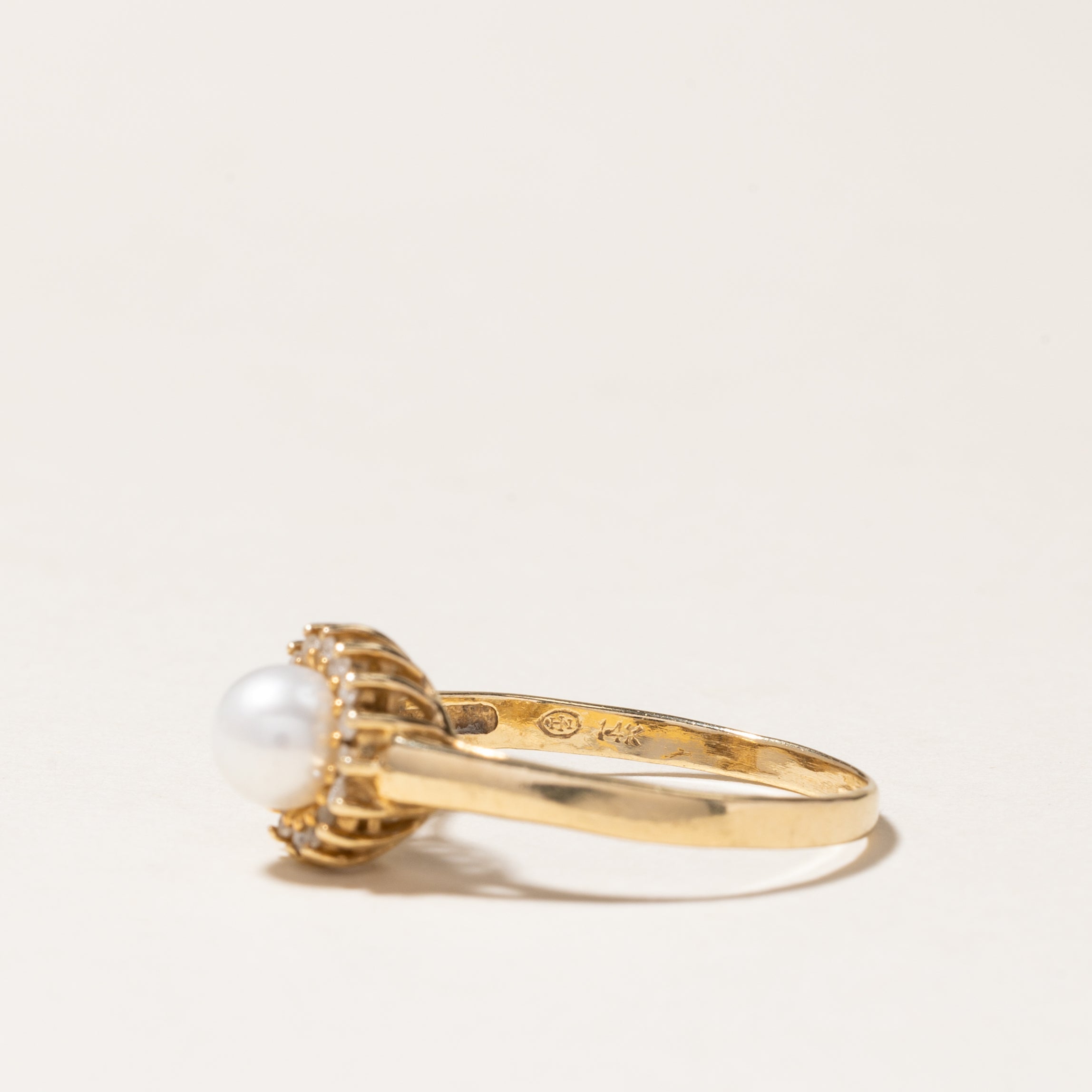 Pearl & Diamond Petal Ring - 5.30mm Round Cut, 0.08ctw Total Weight, Size 7.75 - Elegant Wedding Band, Anniversary Gift for Her, Perfect for Special Occasions & Everyday Wear