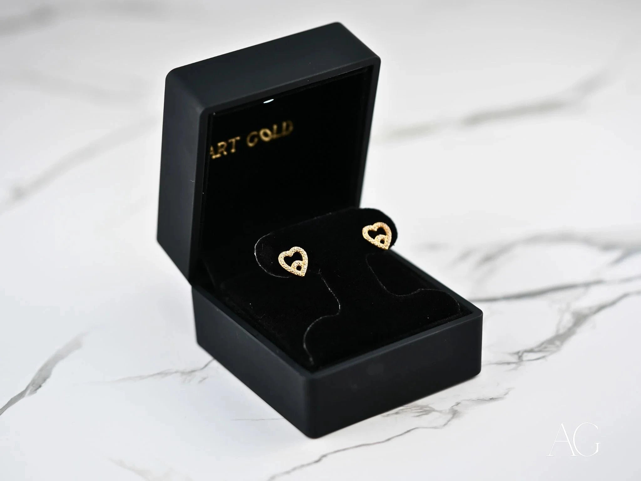18K Gold CZ Heart Stud Earrings for Women - Romantic Valentine's Day Gift, Anniversary Jewelry - Perfect for Date Nights, Weddings & Special Occasions