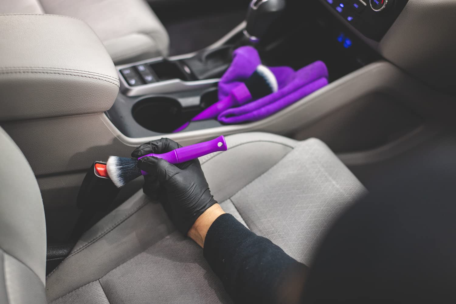 Ultra-Soft Synthetic Detailing Brush - Scratch-Free Cleaning for Cars & Home