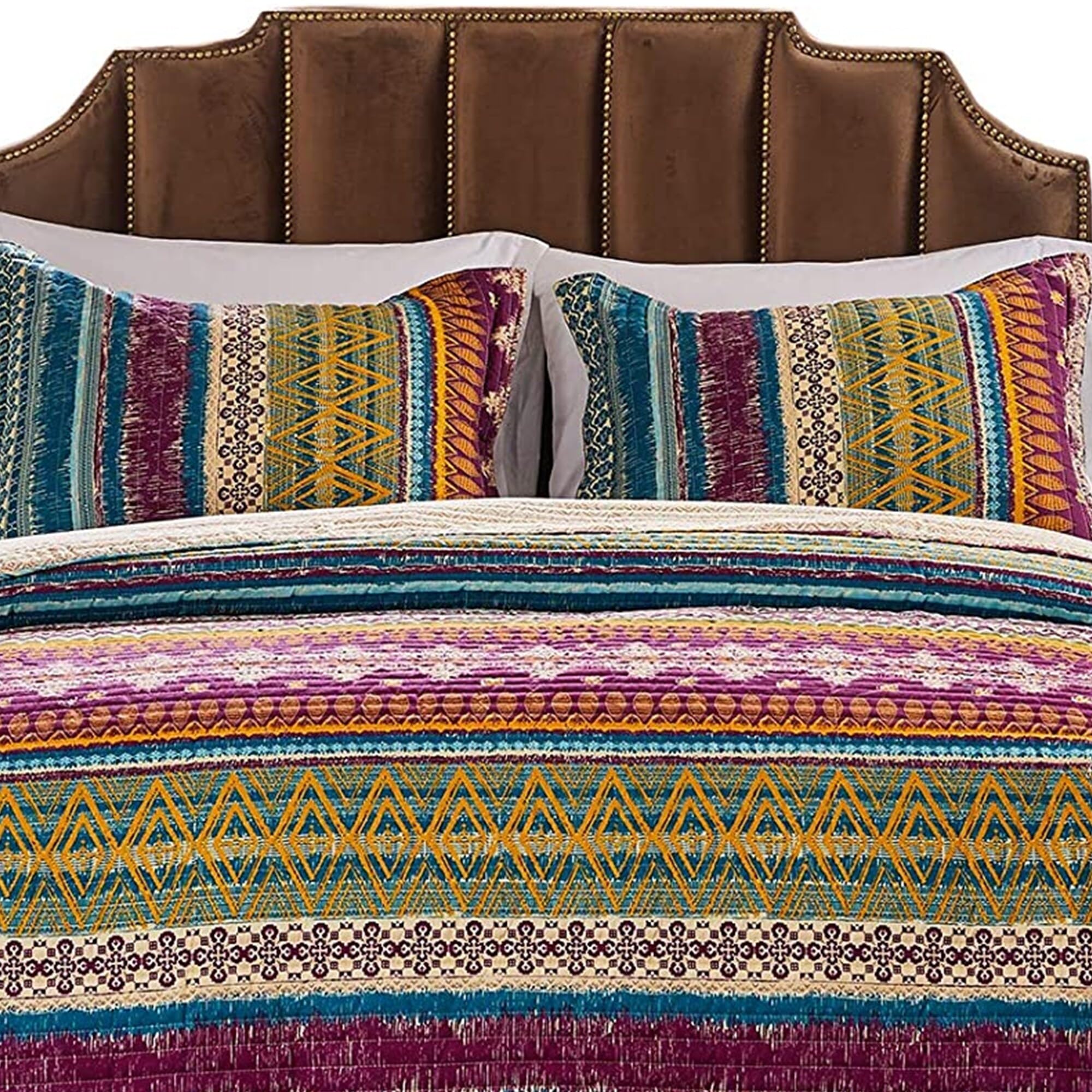 Tribal Motif Print Cotton Twin Quilt Set with 1 Pillow Sham - Soft & Breathable Bedding for Cozy Nights - Perfect for Guest Rooms, Dorms & Bohemian Bedroom Decor
