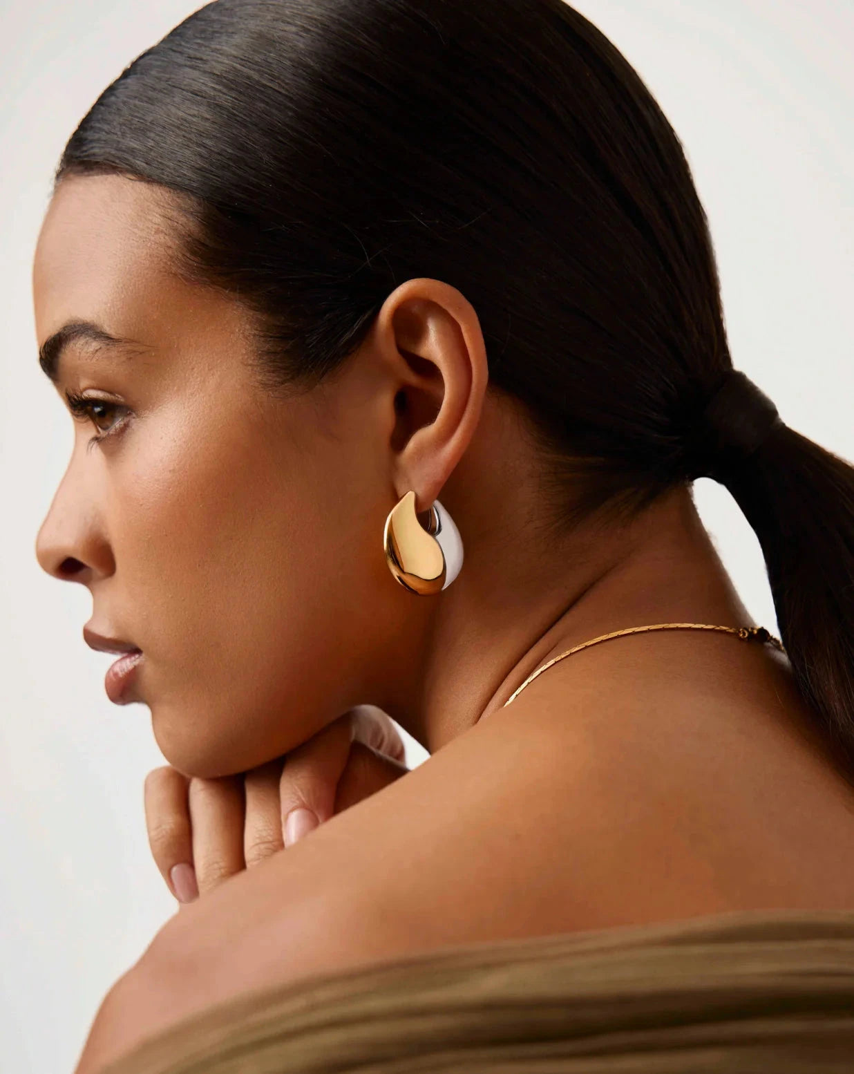 Sculptural Pebble Medium Hoop Earrings in Mixed Metal | Trendy Boho Jewelry for Women | Perfect for Everyday Wear & Special Occasions