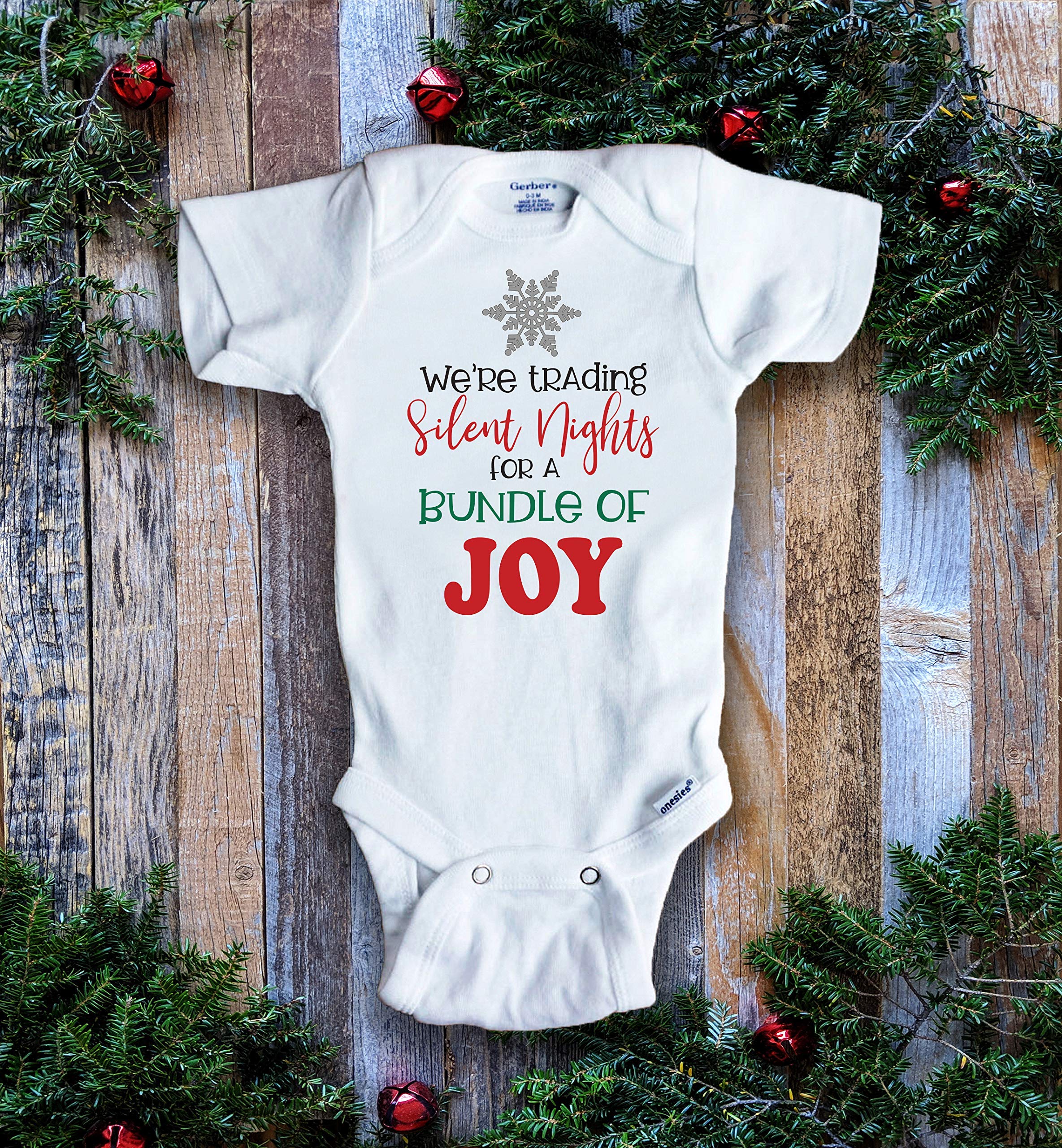 Christmas Pregnancy Announcement Onesie - Baby Reveal Gift for New Parents | Perfect for Holiday Family Photos & Gender Reveal Parties