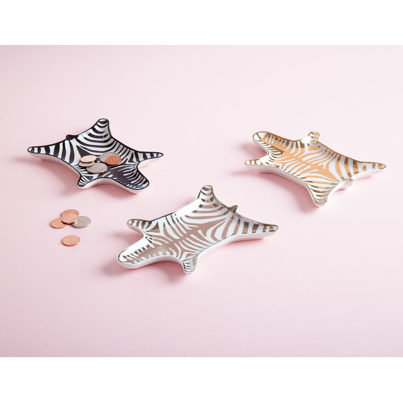 Stackable Zebra Print Dinner Plates - Stylish and Durable Dishware for Parties, Picnics, and Everyday Dining