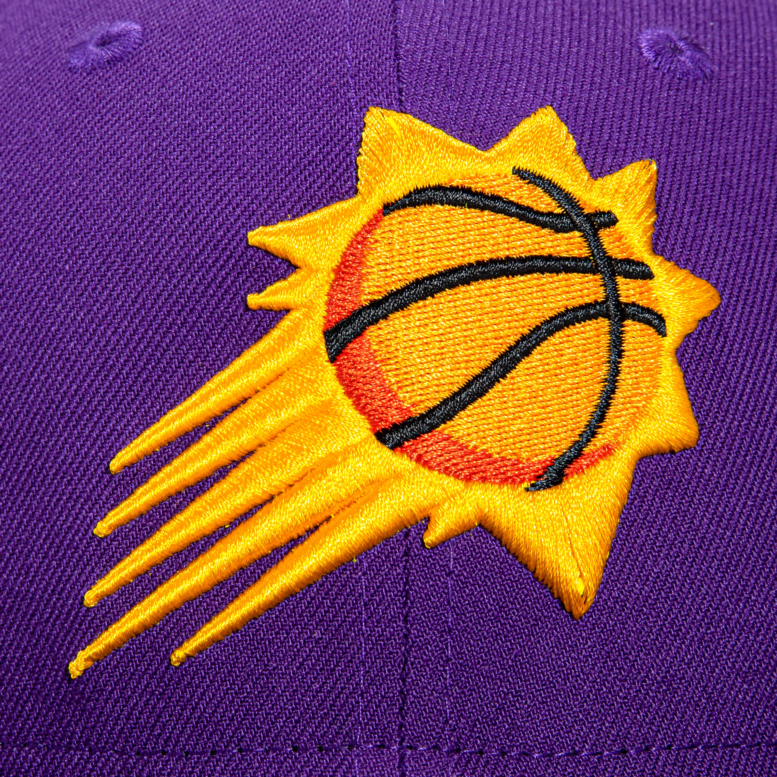 New Era 59Fifty Phoenix Suns 30th Anniversary Patch Snapback Hat - Purple NBA Basketball Cap for Men & Women - Perfect for Games, Collecting & Streetwear Fashion