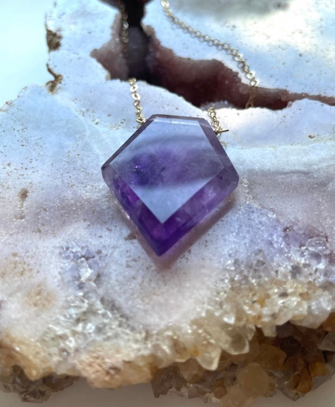 Large Amethyst Pendant Necklace for Women - Elegant Purple Gemstone Jewelry Gift for Birthday, Anniversary & Special Occasions
