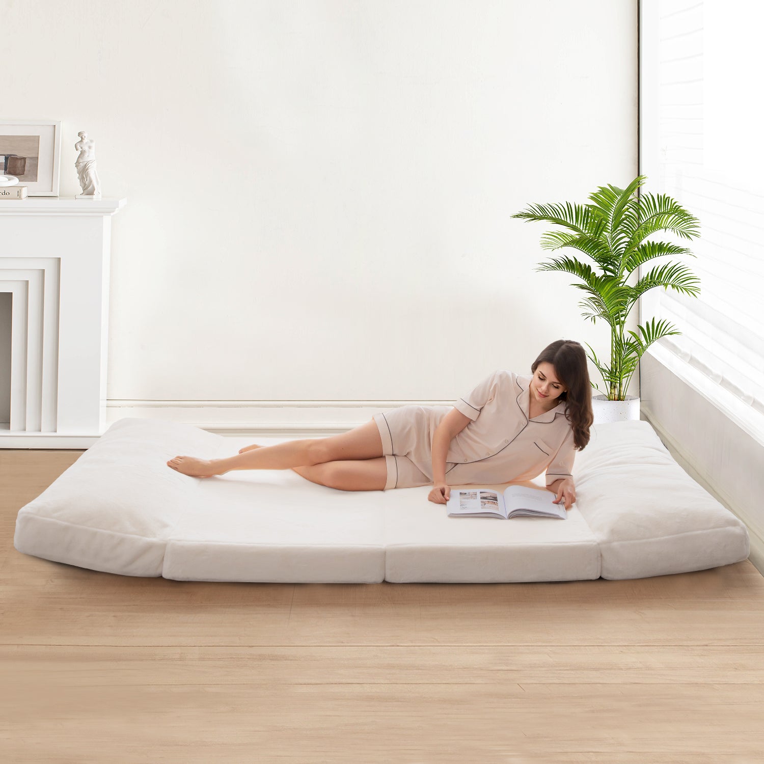 MAXYOYO Bean Bag Folding Sofa Bed - Extra Thick Floor Mattress with Washable Faux Fur Cover | Perfect for Living Room, Bedroom, Dorm & Game Room Lounging