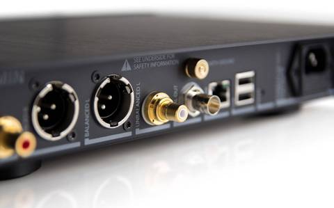 Lumin D2 Hi-Res Network Music Streamer - Wireless Audio Player for Home Theater & Multi-Room Streaming | Perfect for Audiophiles & Music Enthusiasts