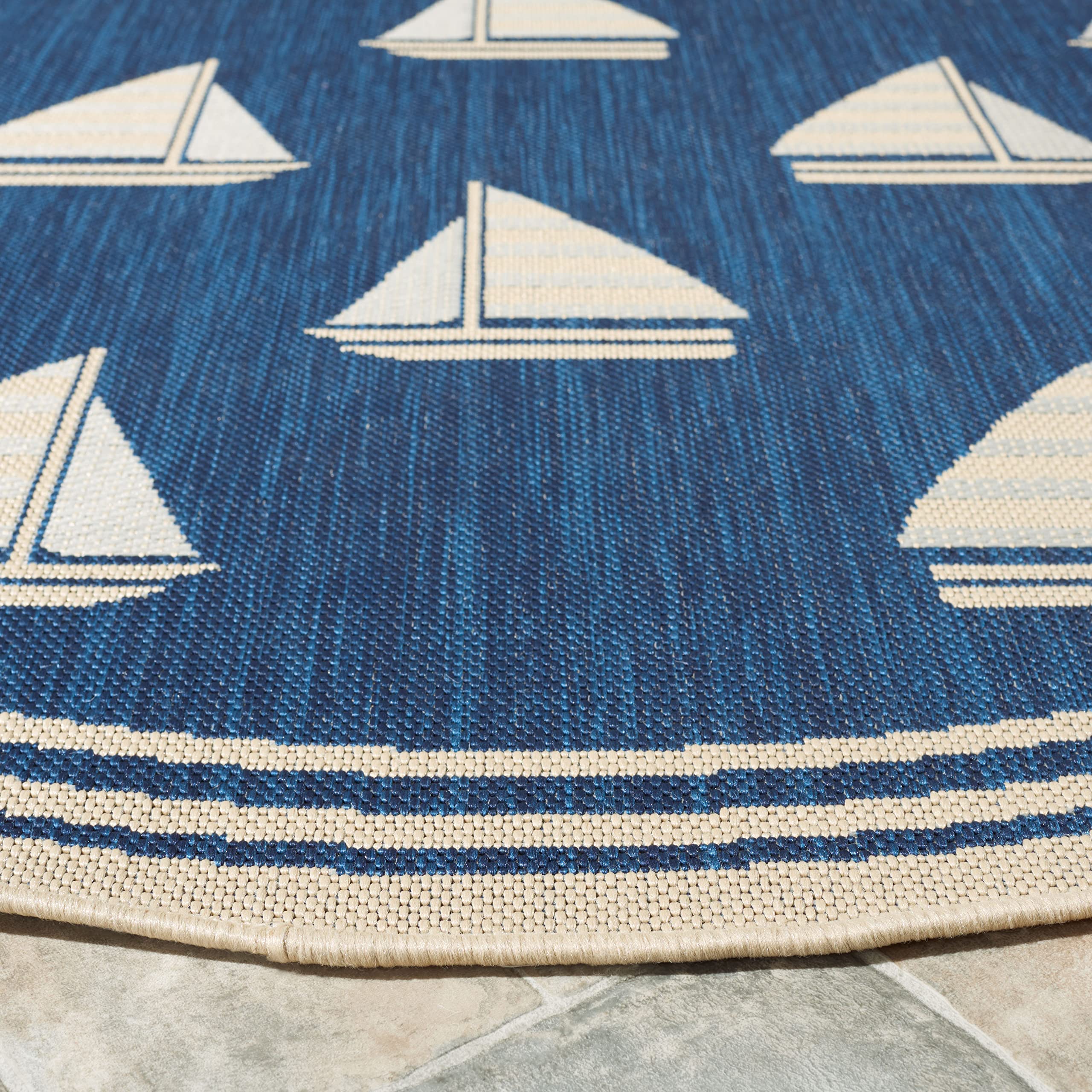 SAFAVIEH Courtyard Collection 6'7
