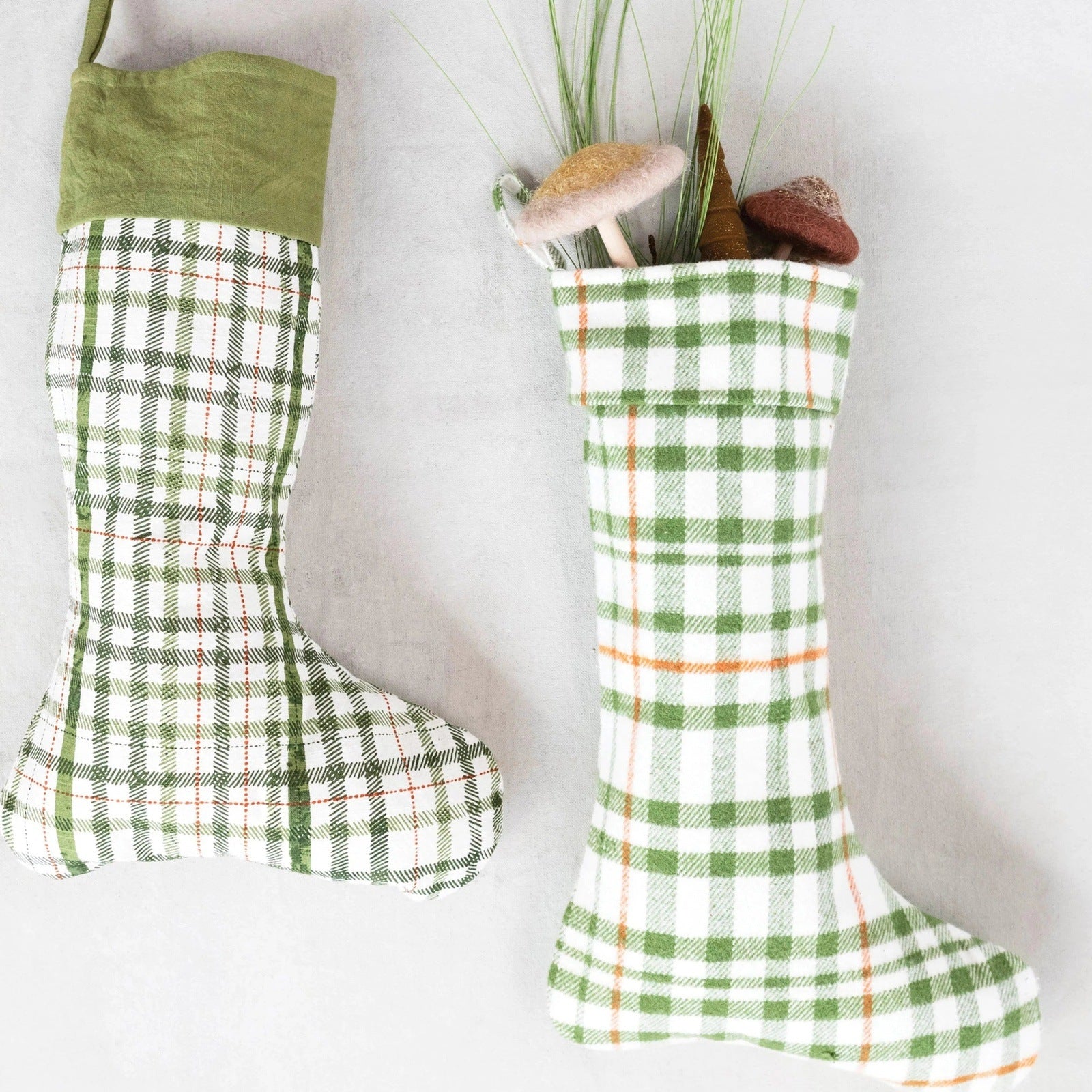 Organic Cotton Slub Green Plaid Stockings - Cozy Christmas Socks for Women & Men - Perfect for Holiday Gifts, Winter Warmth & Home Decor
