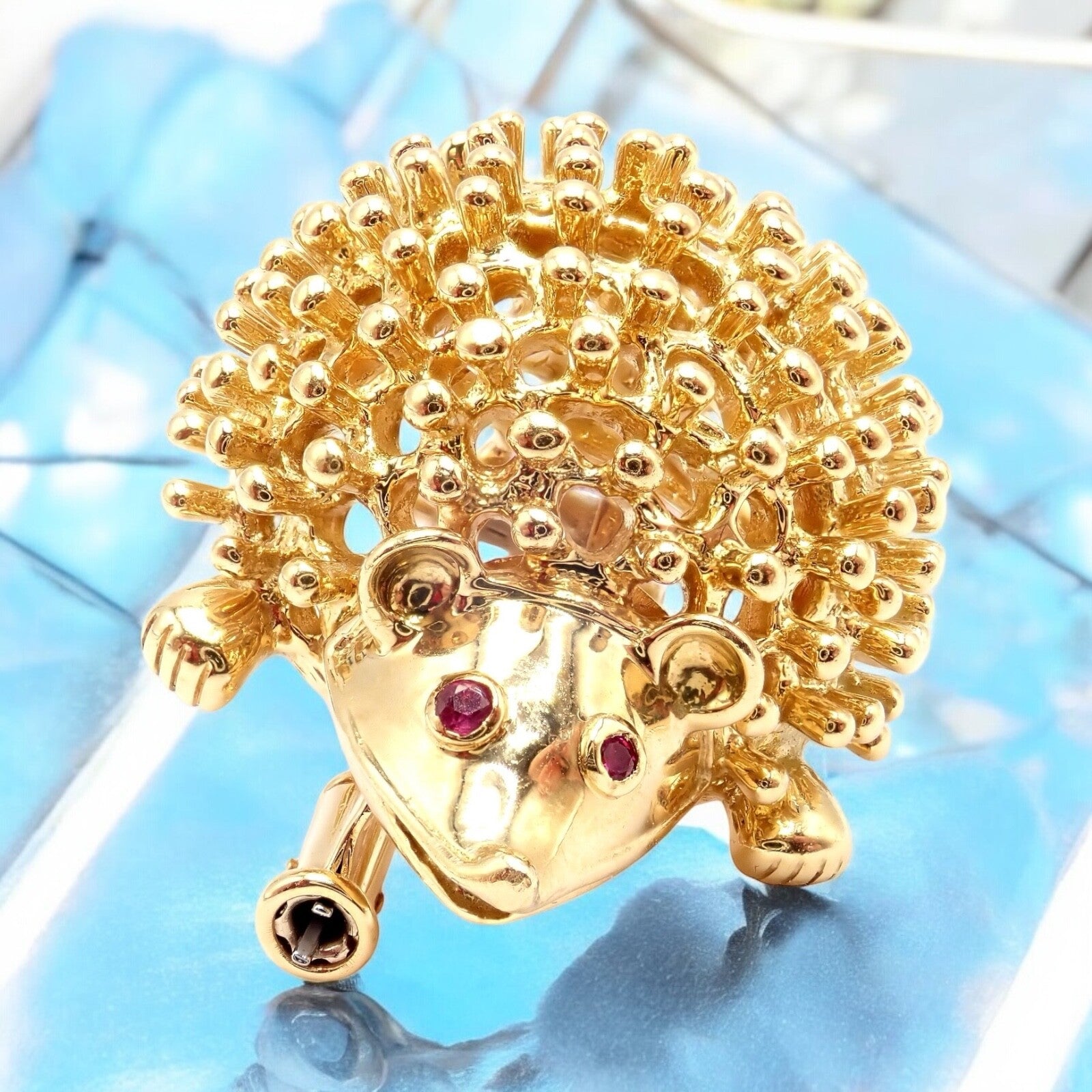 Vintage Tiffany & Co Schlumberger 18k Yellow Gold Hedgehog Ruby Brooch Pin - Luxury Collectible Jewelry for Special Occasions & Gifts