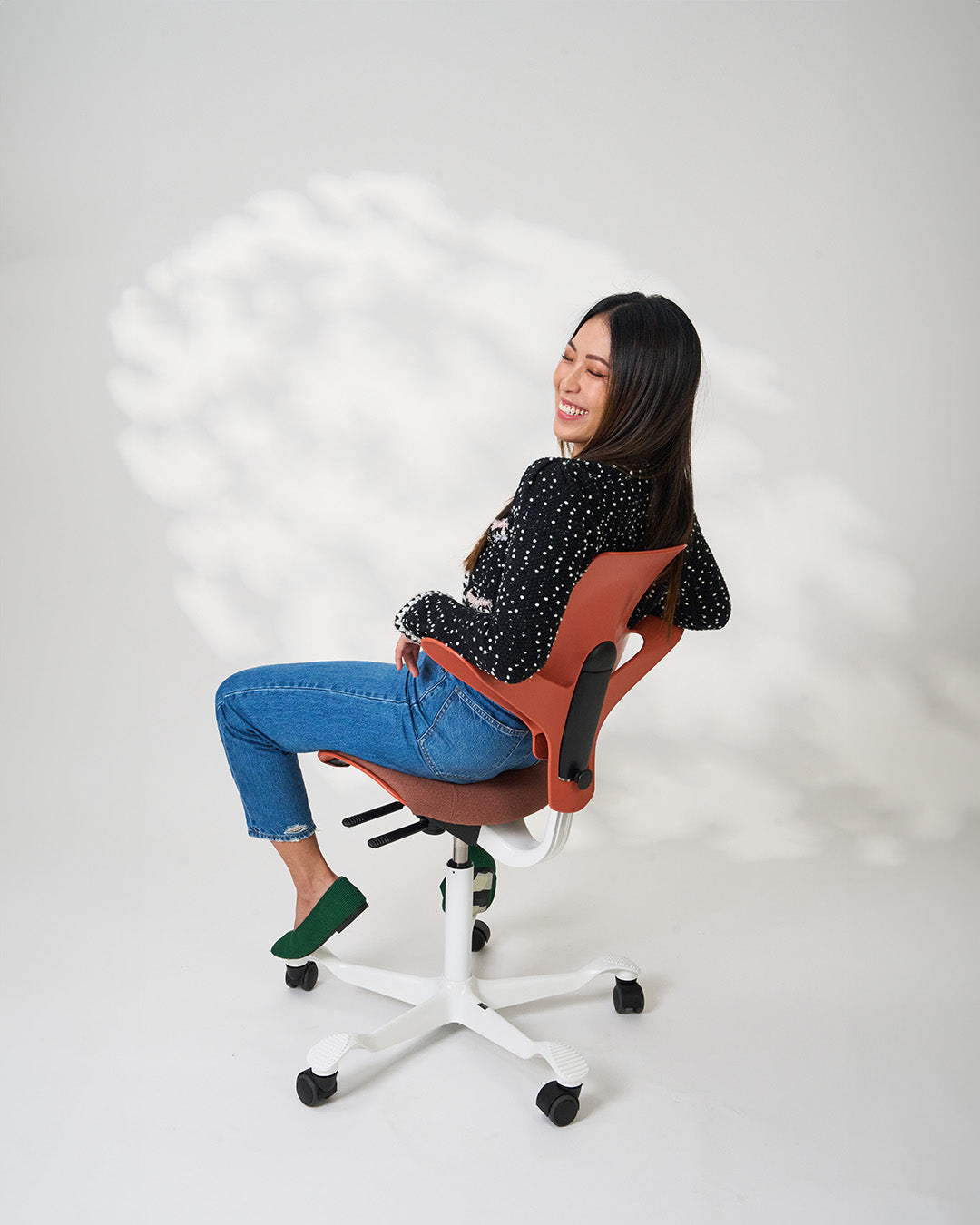HÅG Capisco Puls 8020 Ergonomic Office Chair - Rosehip CURA Collection | Adjustable Height & Seat | Home & Office Workspace Solution