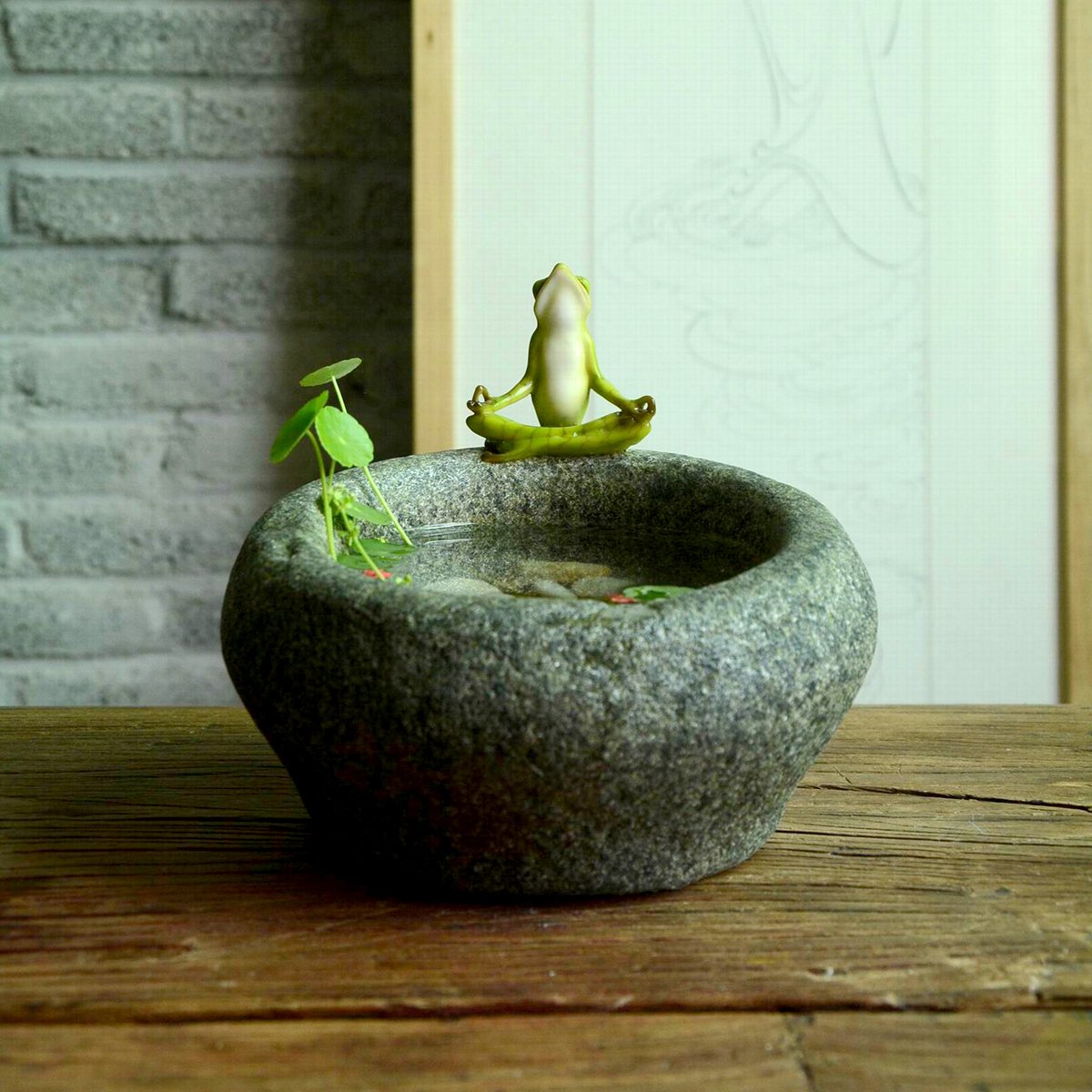 Premium Garden Frog Meditating on Large Stone Flower Pot Planter - Zen Decor for Outdoor Garden, Patio & Yard - Perfect for Meditation Spaces & Landscape Design