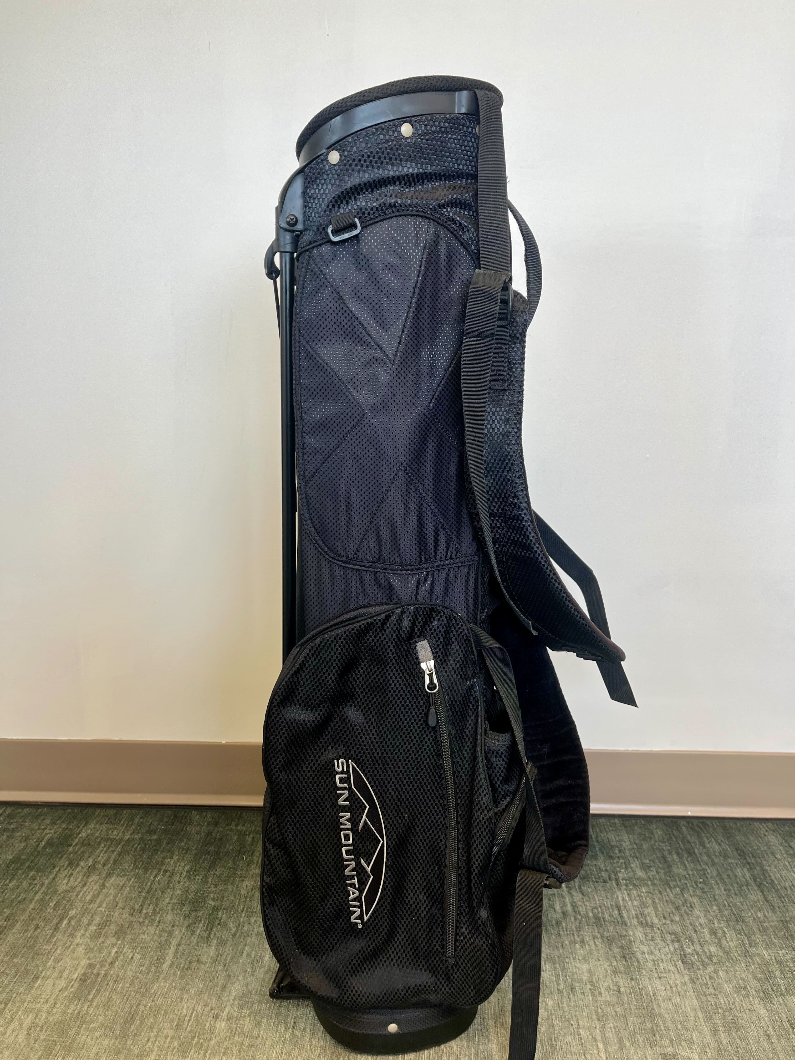 Sun Mountain Sunday Golf Stand Bag - Black with 4 Dividers, 4 Pockets, Adjustable Strap & Rain Cover - Perfect for Weekend Golfers & Course Play
