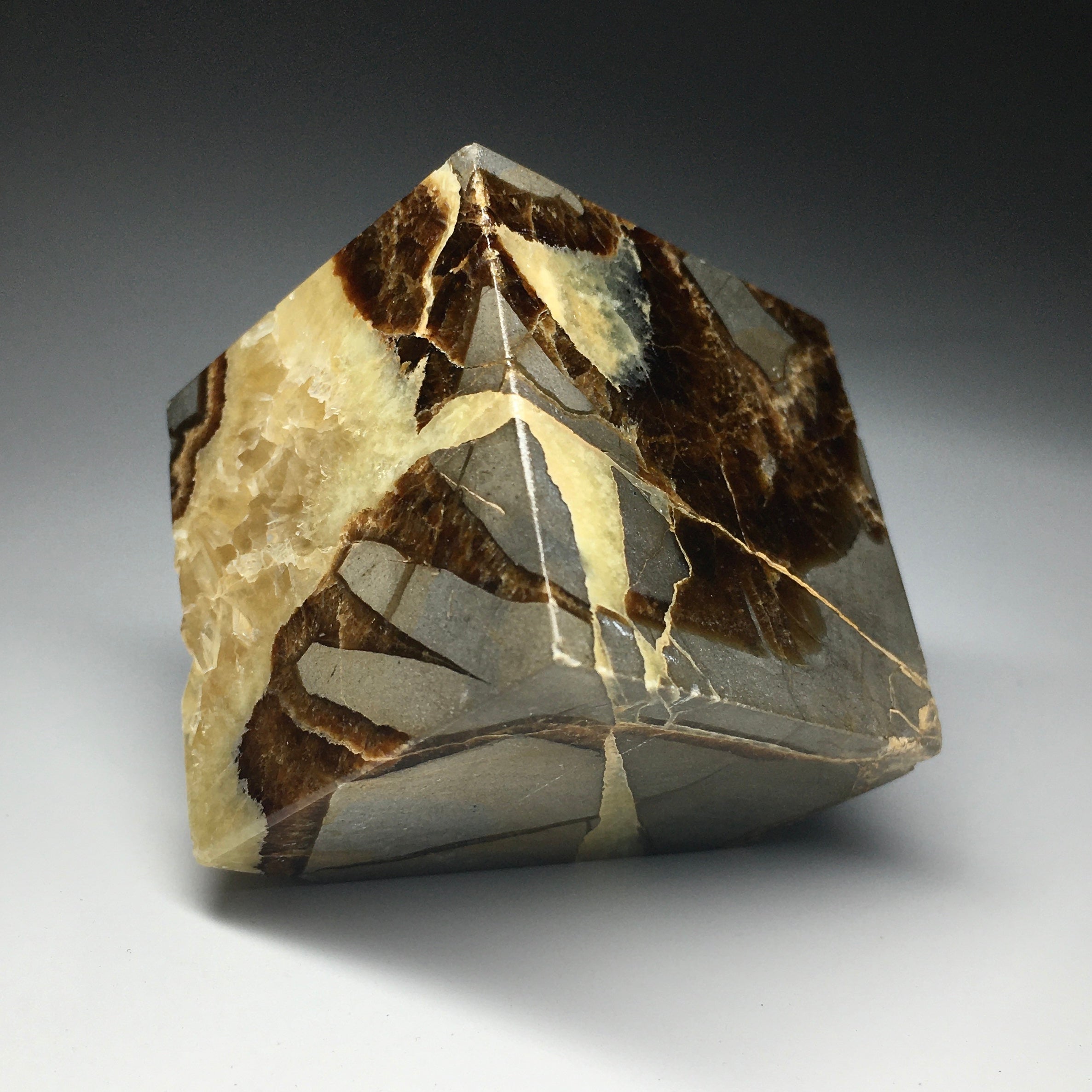 Natural Septarian Cube - Unique Healing Crystal for Meditation, Home Decor & Energy Balancing | Perfect for Yoga, Feng Shui & Spiritual Gifts