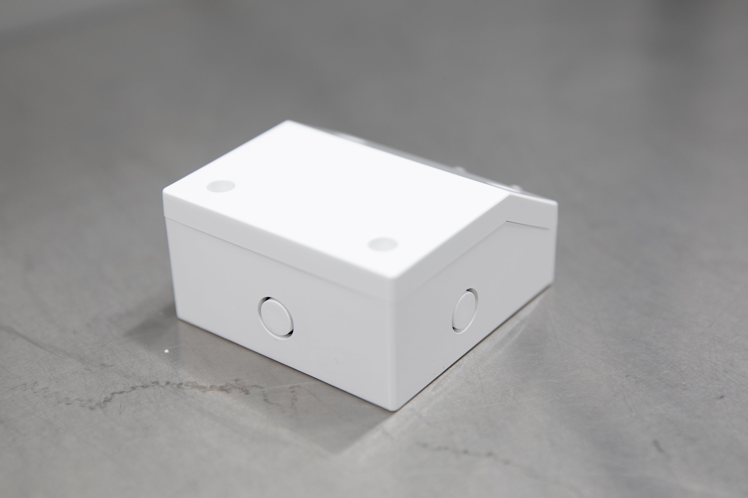 Under Cabinet Light Connector Box - Dimmable LED Power Supply for Kitchen Lighting, Cabinet Lights - Perfect for Home, Office, and Retail Display Lighting