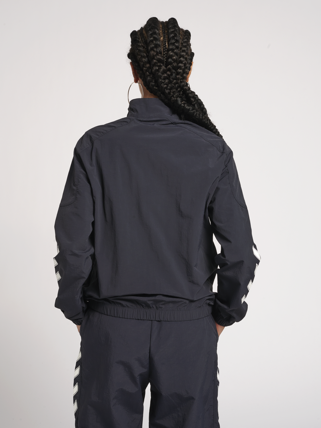Hummel HMLNIKKI Women's Zip Jacket - Dark Navy | Stylish & Comfortable Outerwear for Casual Wear, Work & Outdoor Activities