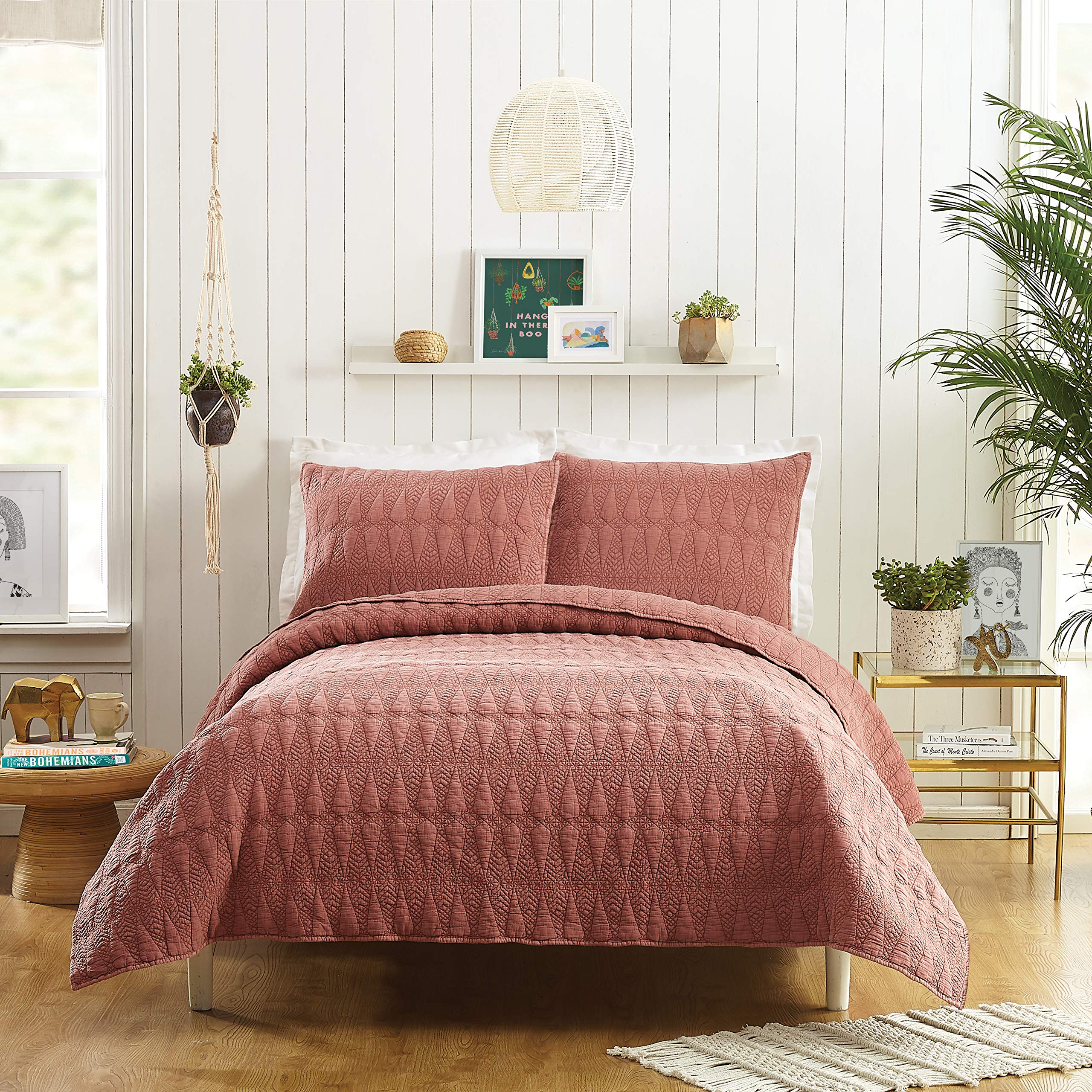 Jungalow Justina Blakeney Kahelo 3-Piece Quilt Set Full/Queen Size - Bohemian Style Bedding for Cozy Bedroom Decor | Perfect for Guest Rooms & Master Suites