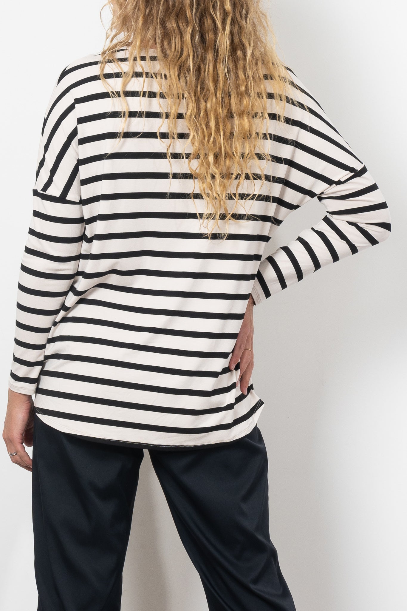 Mela Purdie Boat Sweater Trunk Stripe Knit - Classic Striped Knitwear for Men & Women - Perfect for Sailing, Casual Outings and Fall Layering