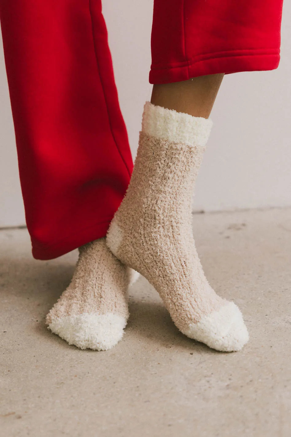 Soft Fuzzy Contrast Socks in Beige - Cozy Winter & Fall Socks for Women & Men - Perfect for Home, Office & Outdoor Activities