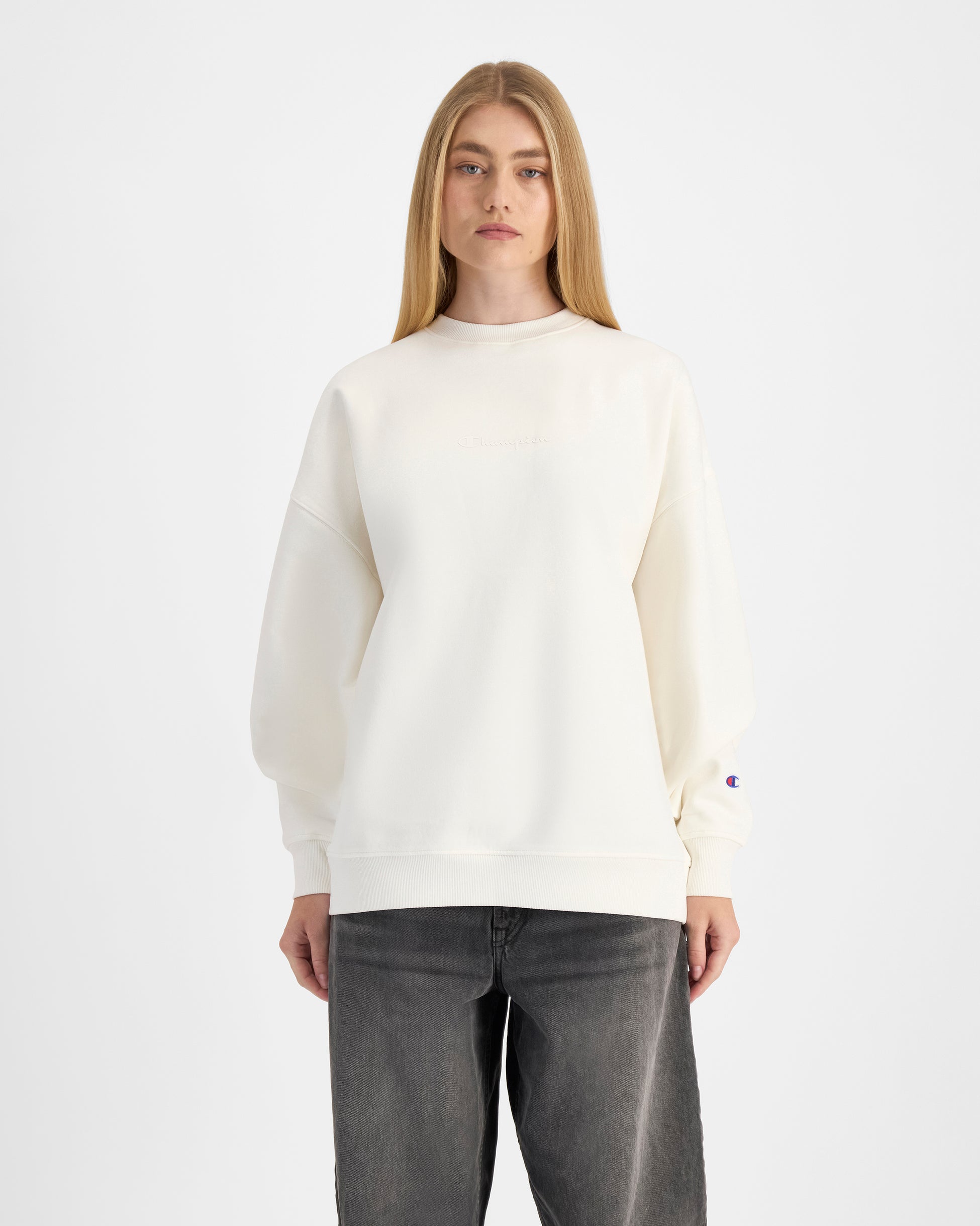 Champion Women's Script Pearl Crewneck Sweatshirt - Soft Casual Pullover for Everyday Wear, Gym & Lounge