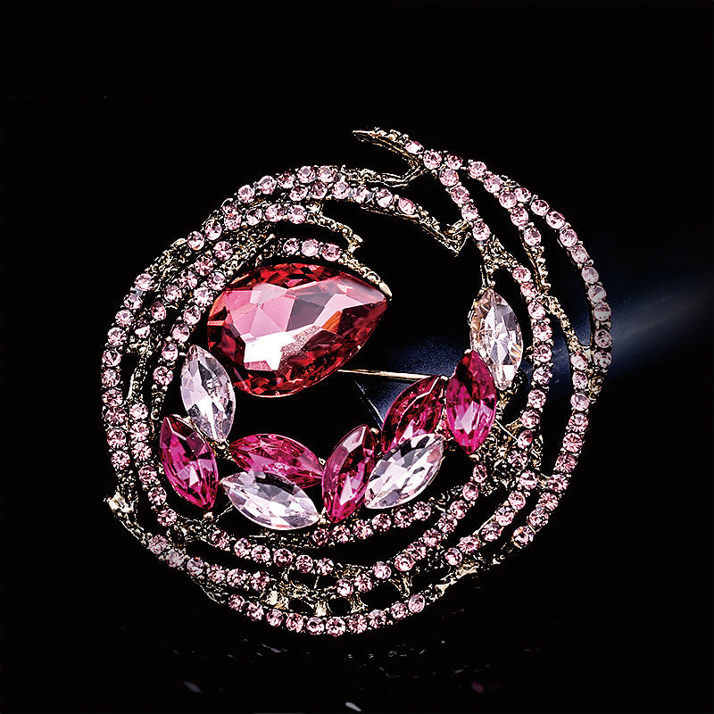 Stylish Artificial Crystal Rhinestones Geometric Round Brooch for Women - Perfect for Dresses, Jackets, and Formal Occasions