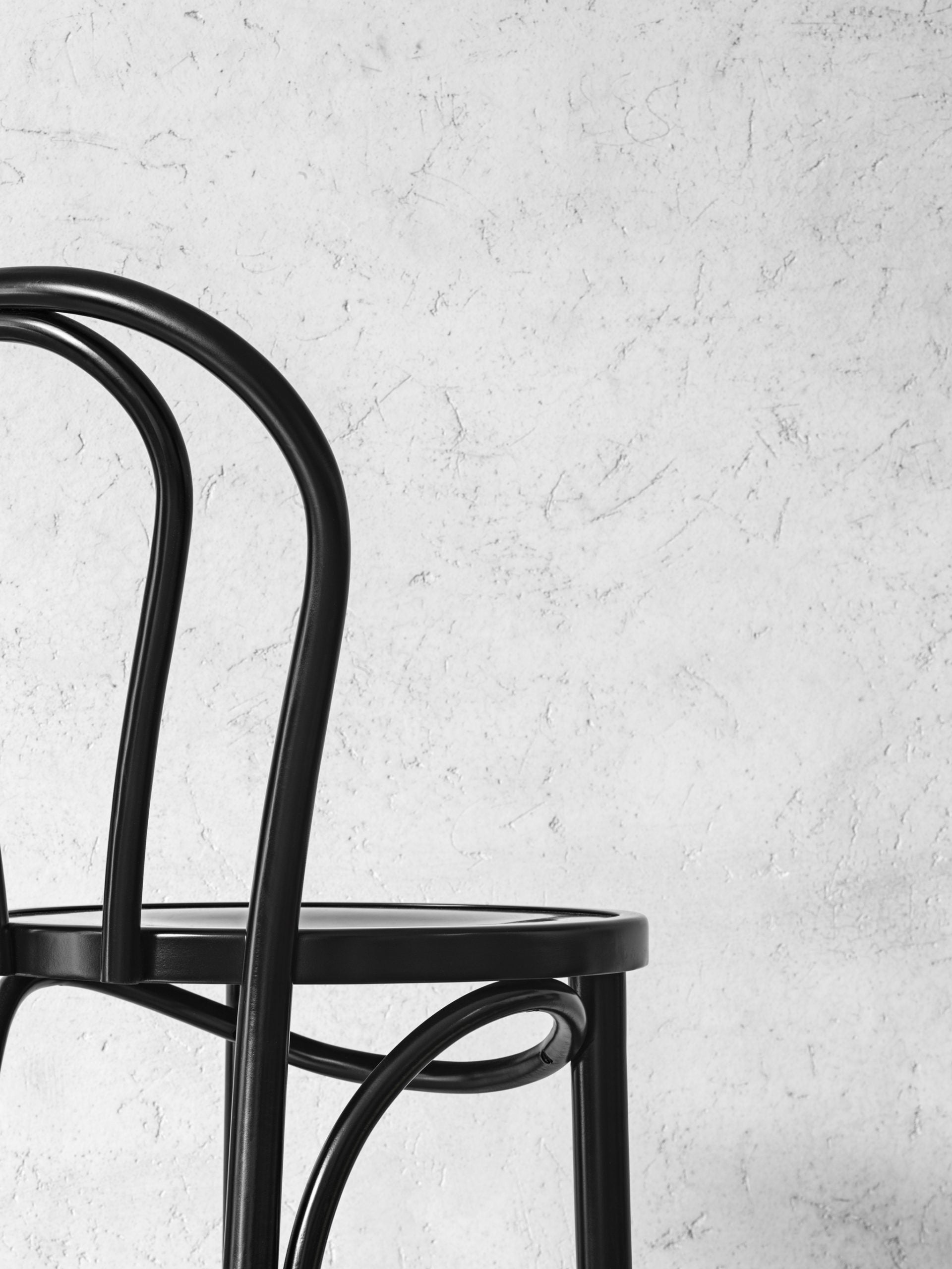 Michael Thonet No.18 Veneer Seat Bentwood Side Chair by GTV - Classic Dining Room & Office Chair for Elegant Home Decor