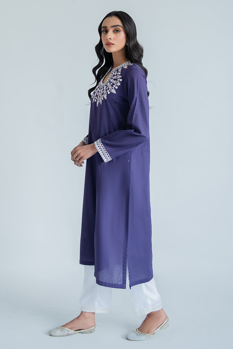 HYACINTH EMBELLISHED SHIRT Women's Fashion Blouse - Elegant Floral Design for Casual Wear, Office & Special Occasions