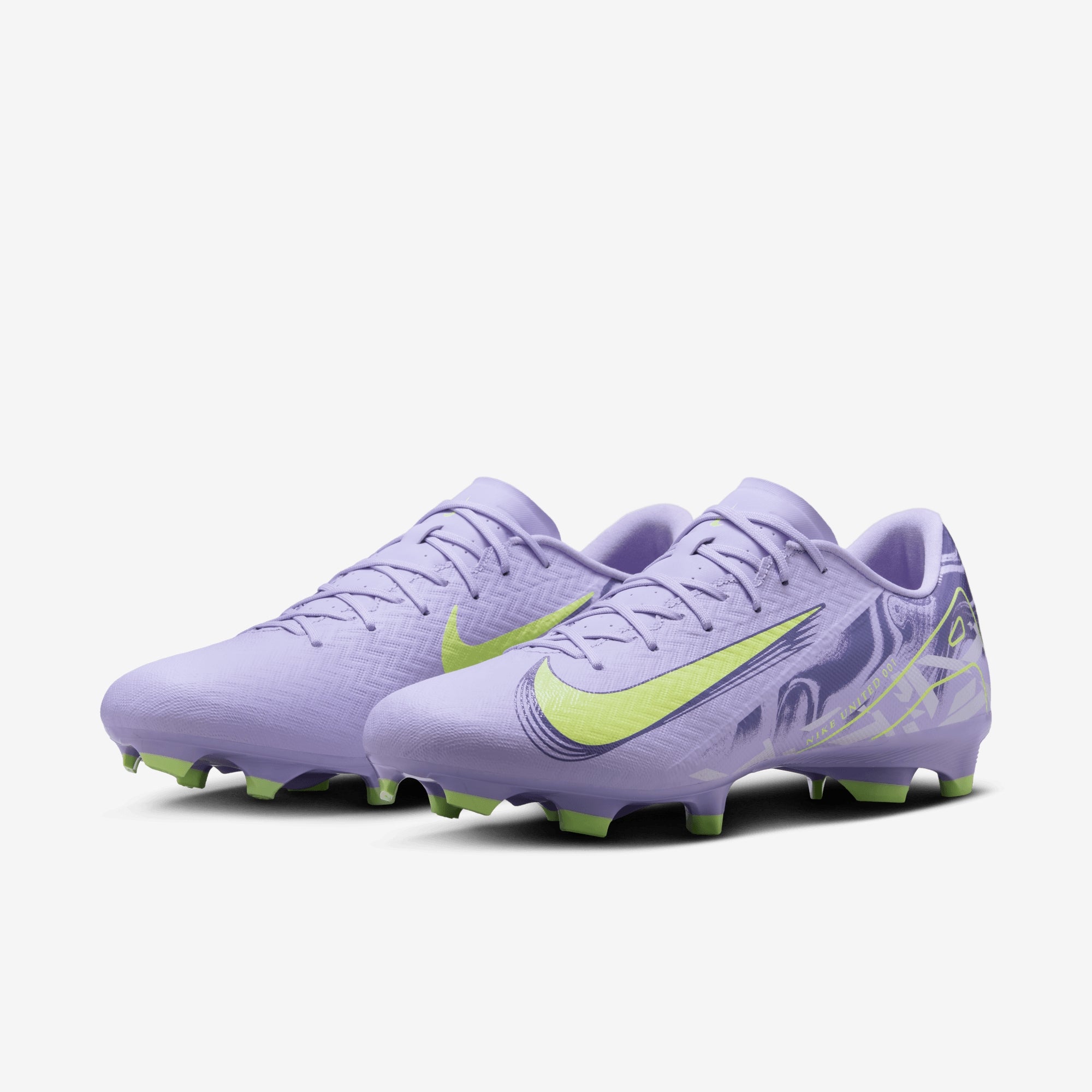Nike Mercurial Vapor 16 Academy Soccer Cleats - Lightweight Football Shoes for Men & Women - Firm Ground FG Soccer Boots with Dynamic Fit Collar (Perfect for Training, Matches & Turf Games)