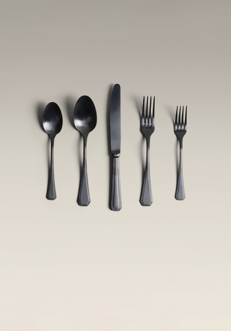 Premium Stainless Steel 4-Piece Flatware Set - Elegant Dinnerware for 4 People - Perfect for Dining, Entertaining, and Special Occasions