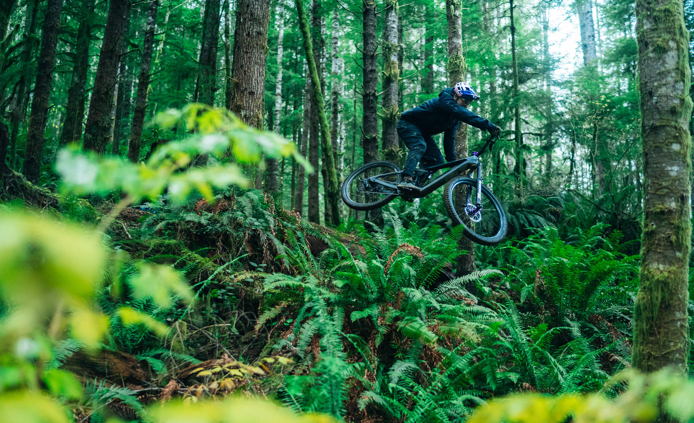 SRAM XX1 AXS Eagle Carbon Transition Relay - Wireless Electronic Mountain Bike Shifting System for Trail & Enduro Riding