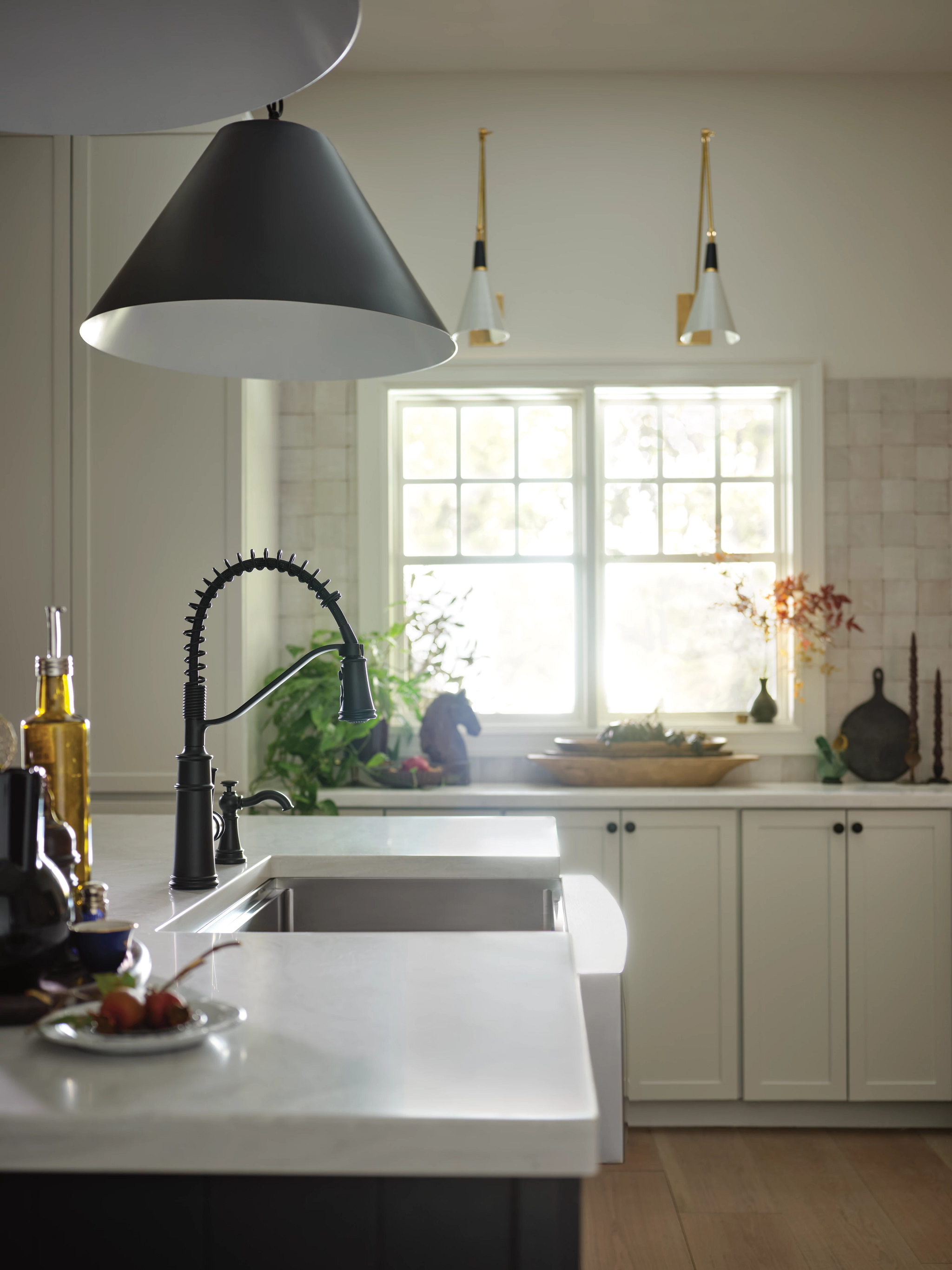 Belfield One Handle Pull Down Kitchen Faucet with Pre-Rinse Sprayer - High Arc Stainless Steel Sink Faucet for Modern Kitchens, Dishwashing & Food Prep