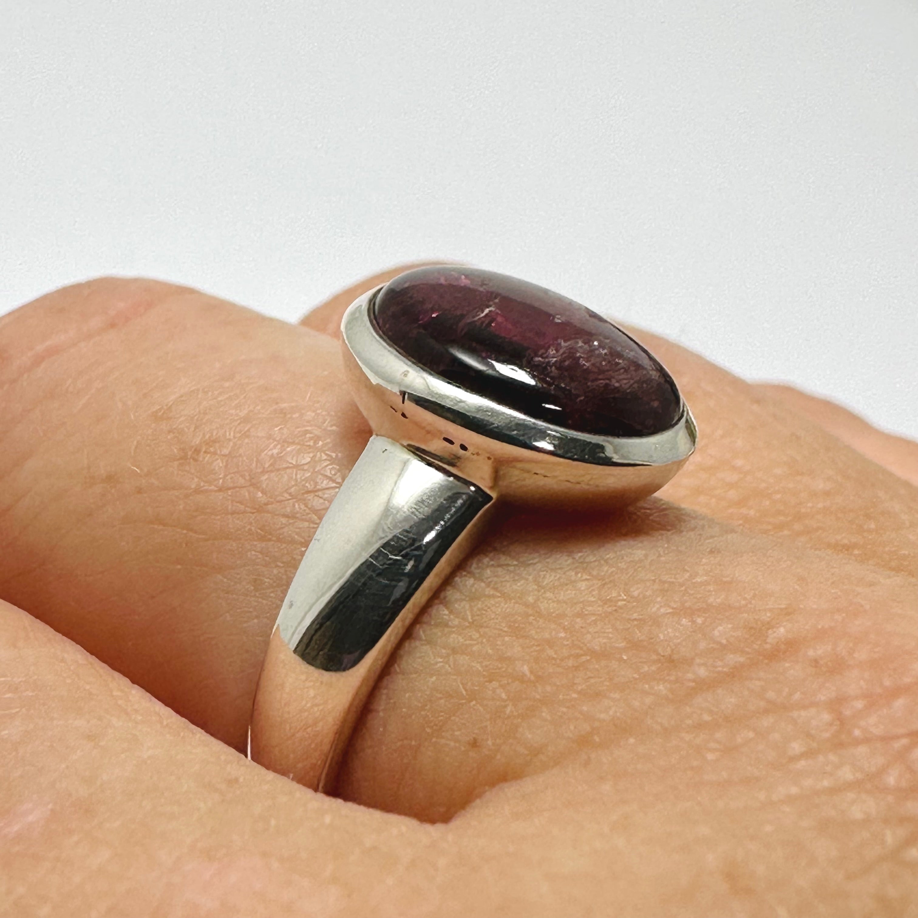 Natural Pink Tourmaline Oval Cabochon Ring - Size 9 Sterling Silver - PRGJ738 - Elegant Jewelry for Women's Daily Wear & Special Occasions