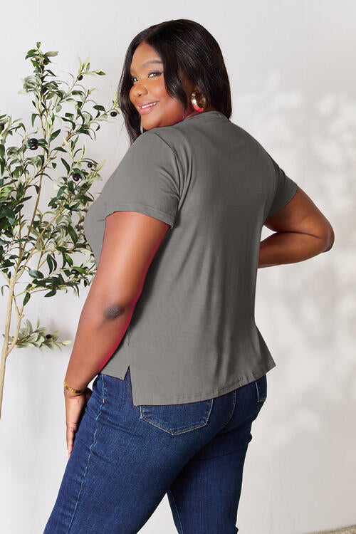 Round Neck Short Sleeve T-Shirt for Men & Women - Comfortable Cotton Casual Tee for Everyday Wear, Gym, and Outings