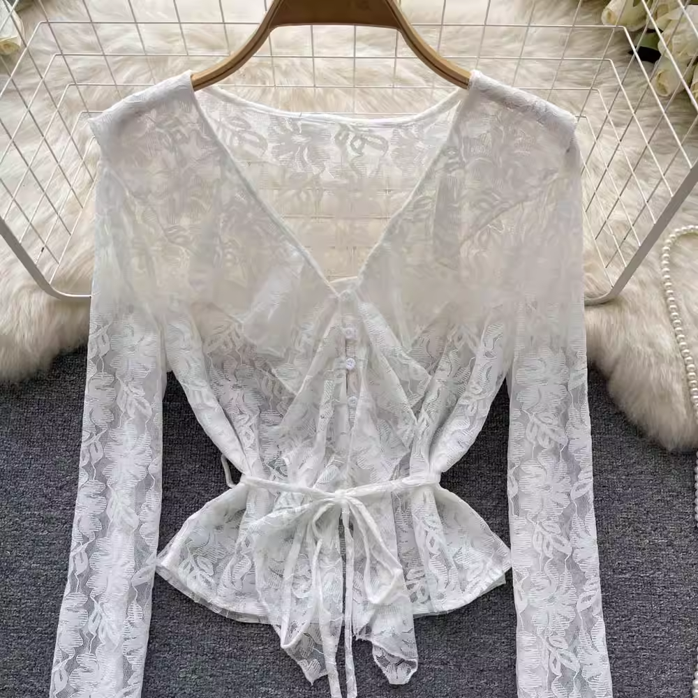 Elegant Hollow V-Neck Lace Top Long Sleeve Summer Blouse for Women - Perfect for Beach Vacations, Date Nights & Casual Outings