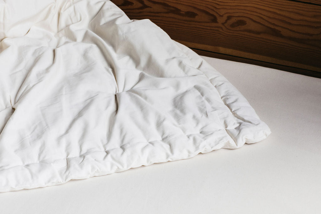 All Natural Wool Comforter - Hypoallergenic & Temperature Regulating - Perfect for Winter Bedding & Cozy Home Decor