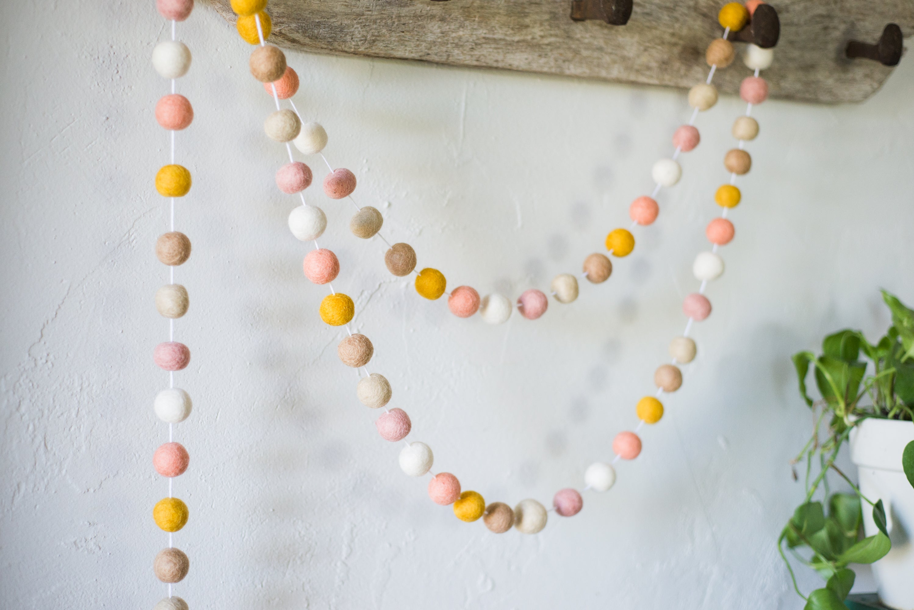 Soft Pink & Gold Felt Ball Garland - 6ft Decorative Party Backdrop for Baby Showers, Weddings & Nursery Decor